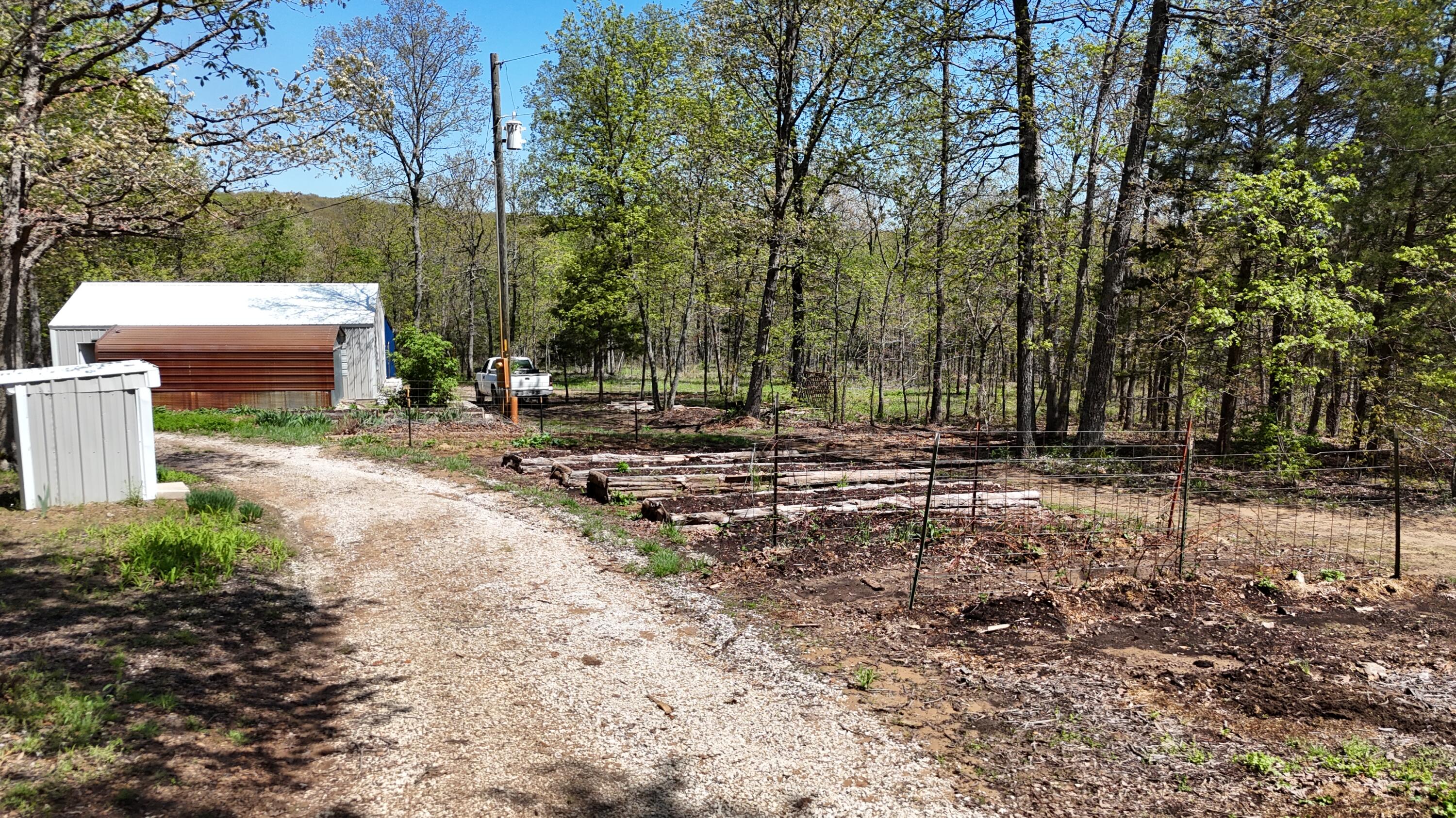 21050 East Hwy M Property Photo 39