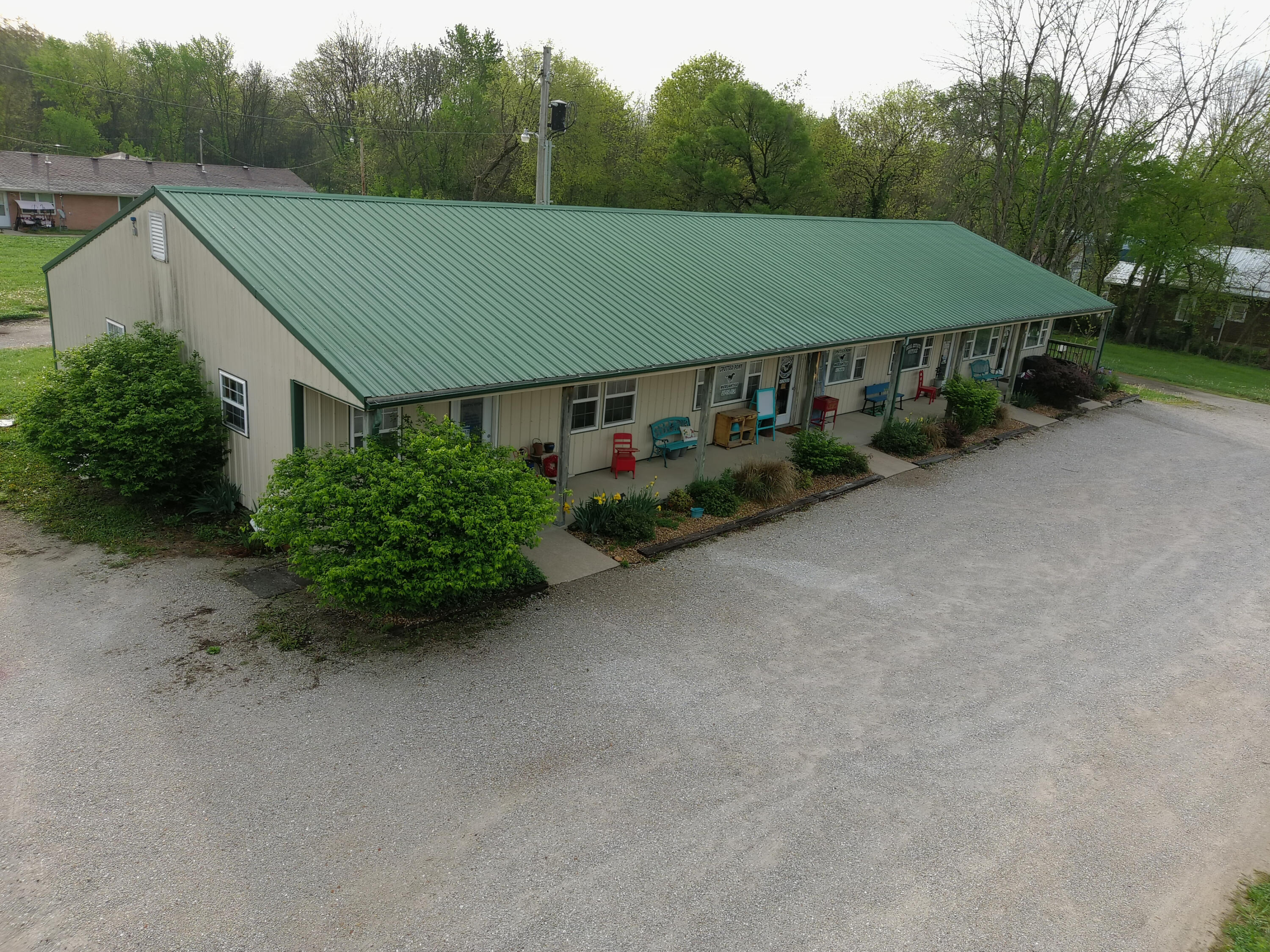 400 East South Street Property Photo
