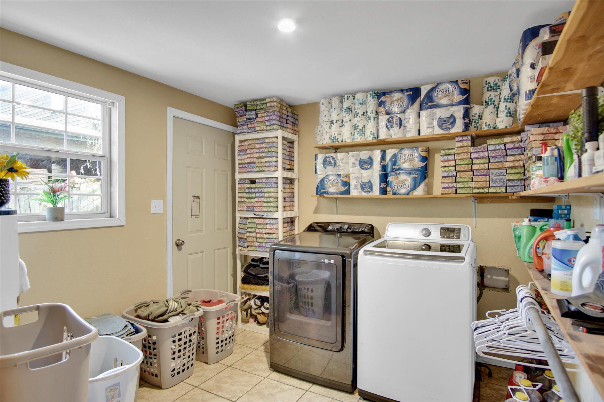 4155 Oakwood Road Property Photo 17