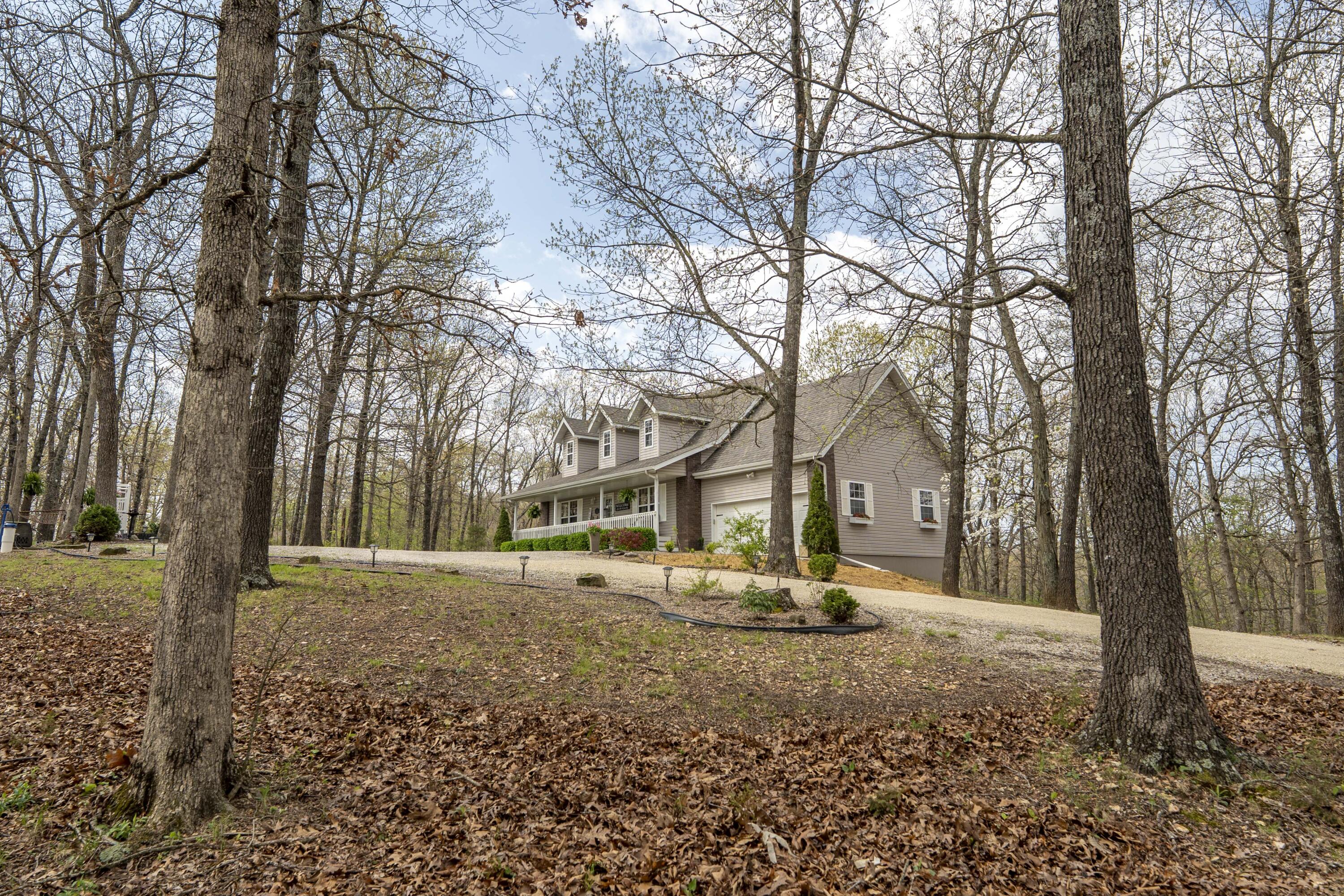 50 Tall Tree Drive Property Photo 3
