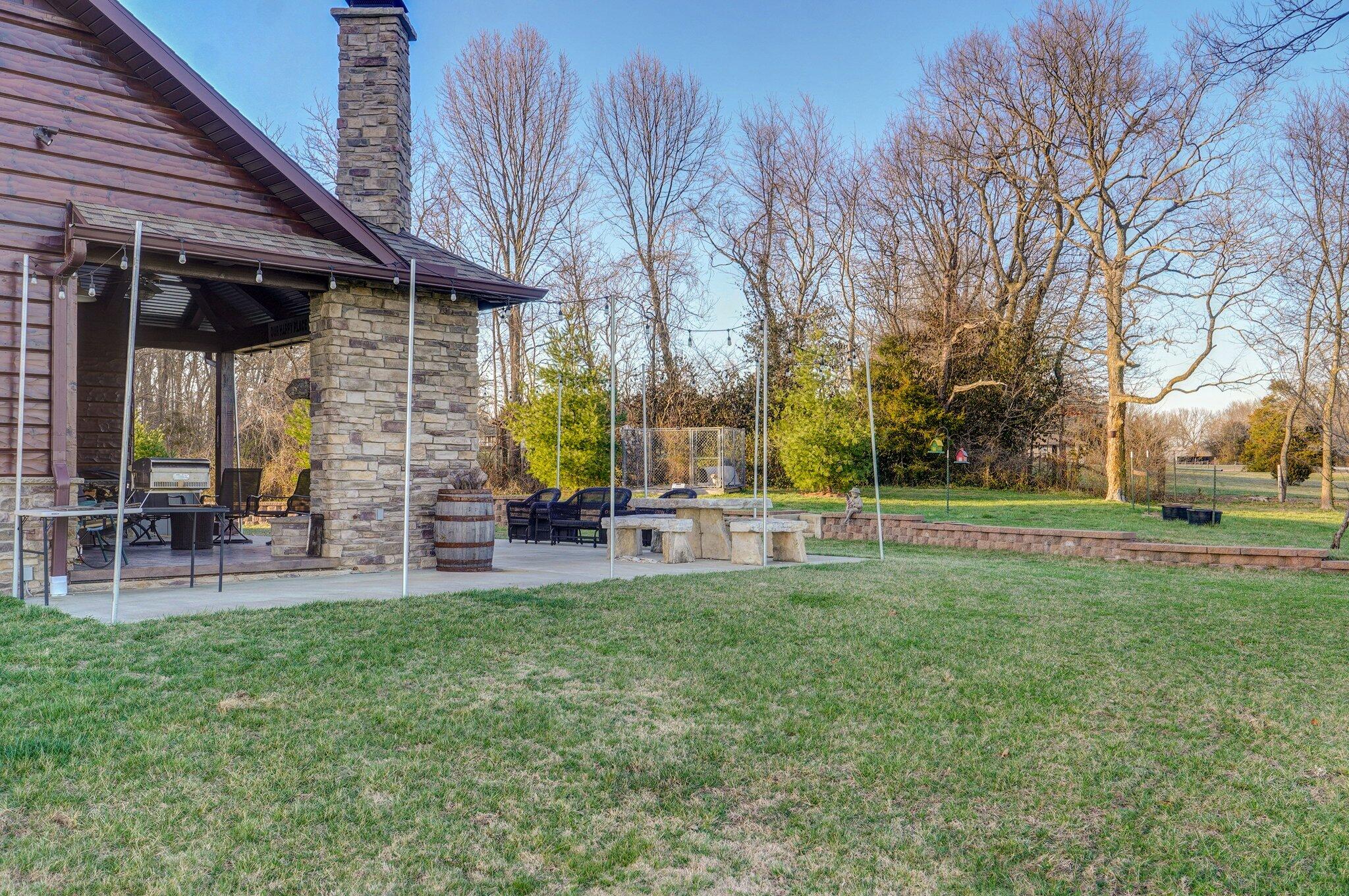 231 Cedar Stone Property Photo 44