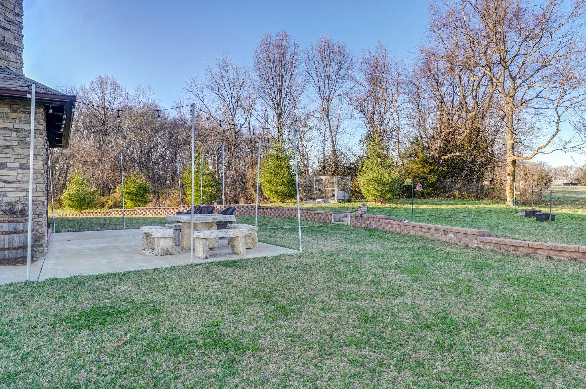 231 Cedar Stone Property Photo 45