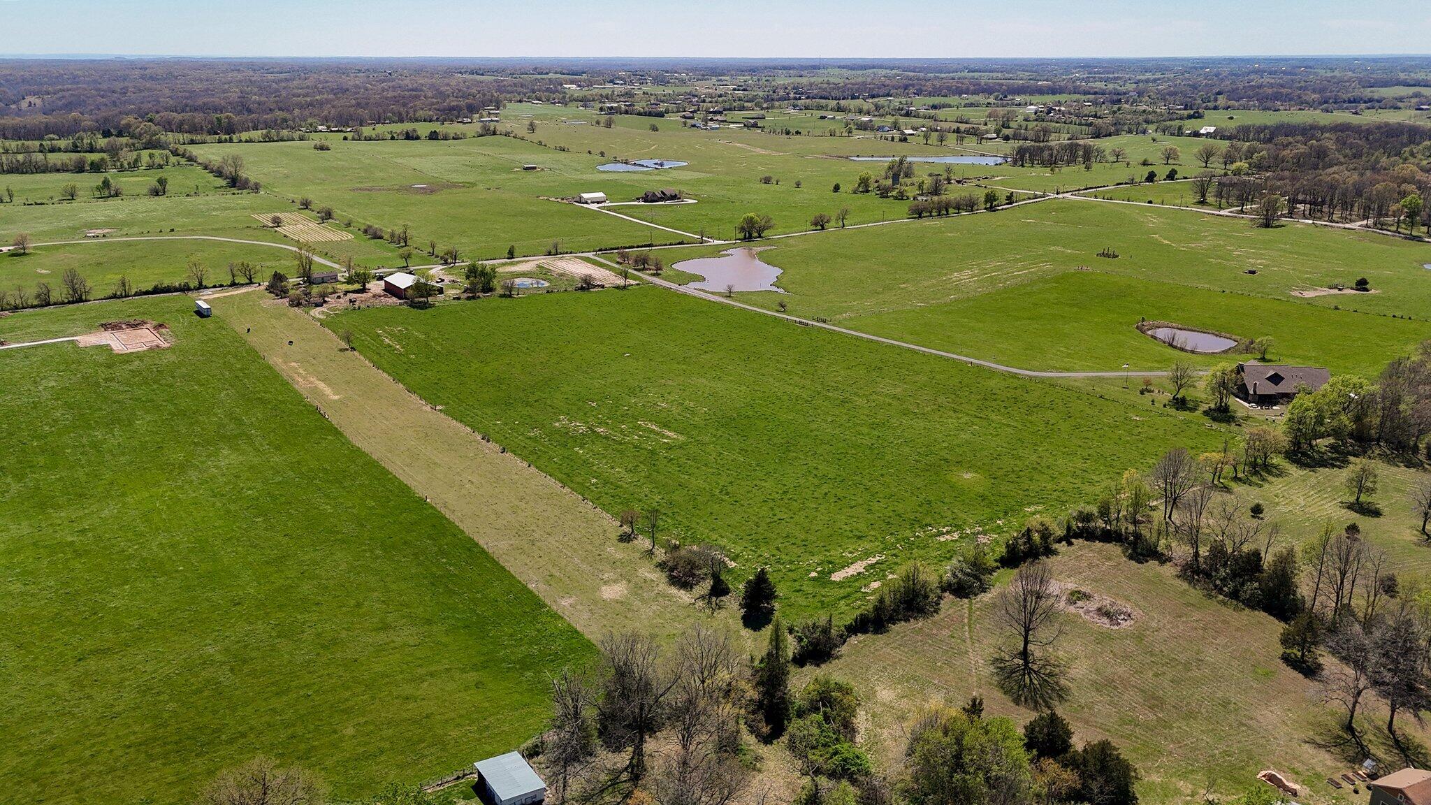 231 Cedar Stone Property Photo 54