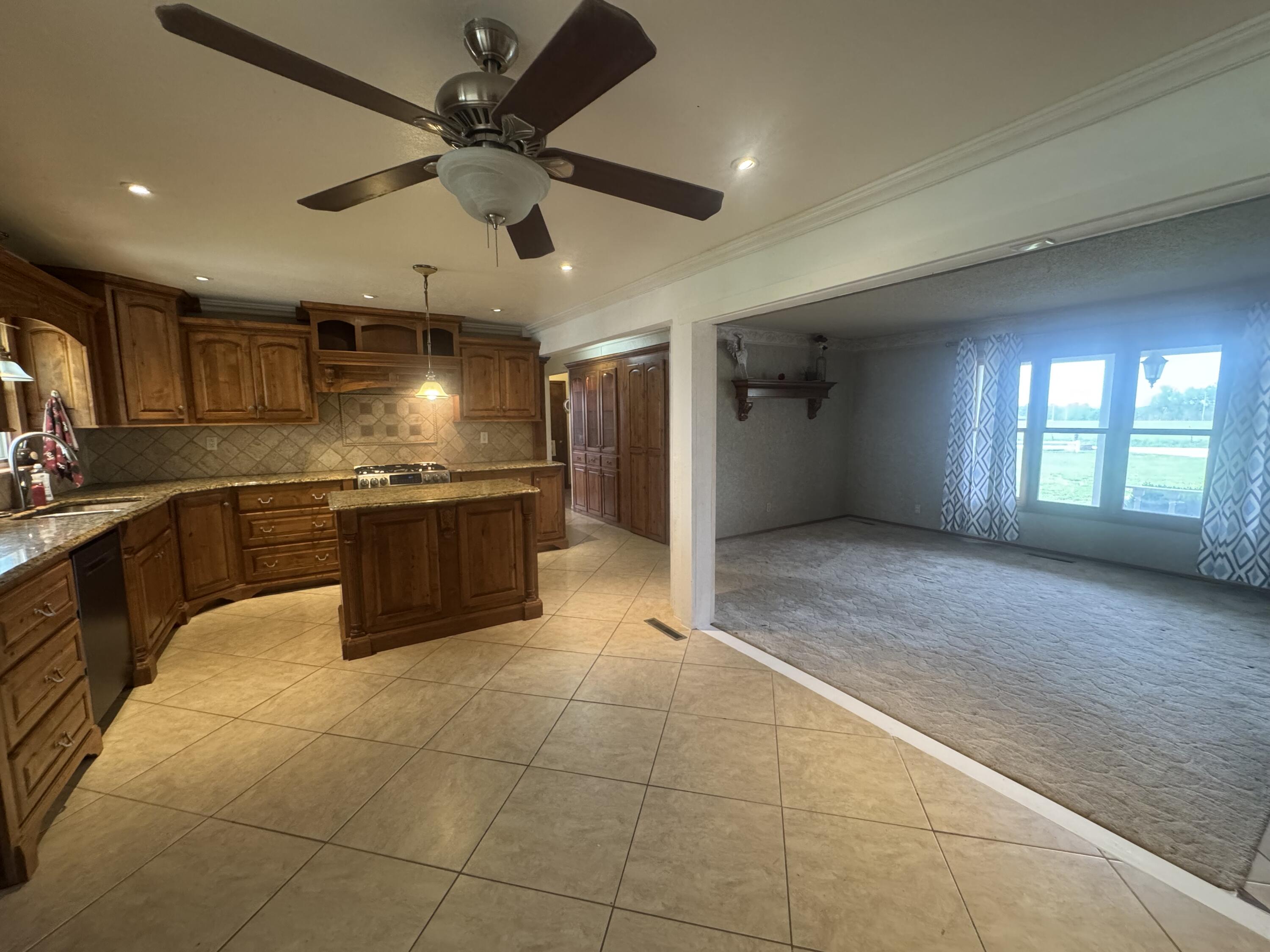 29288 Norway Road Property Photo 10