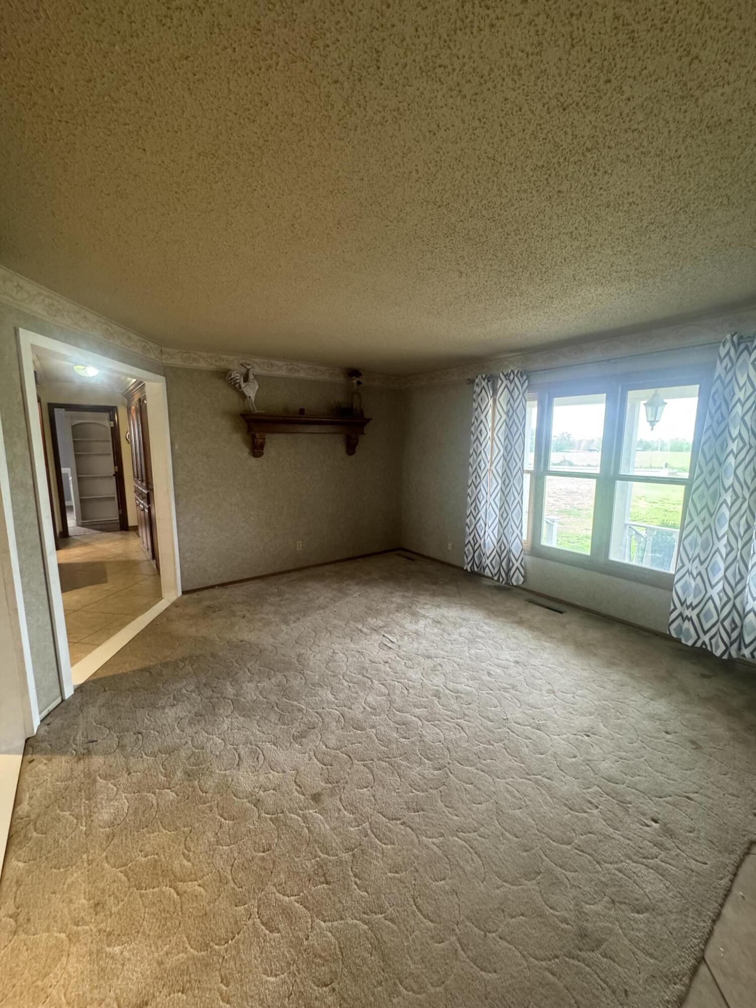 29288 Norway Road Property Photo 11