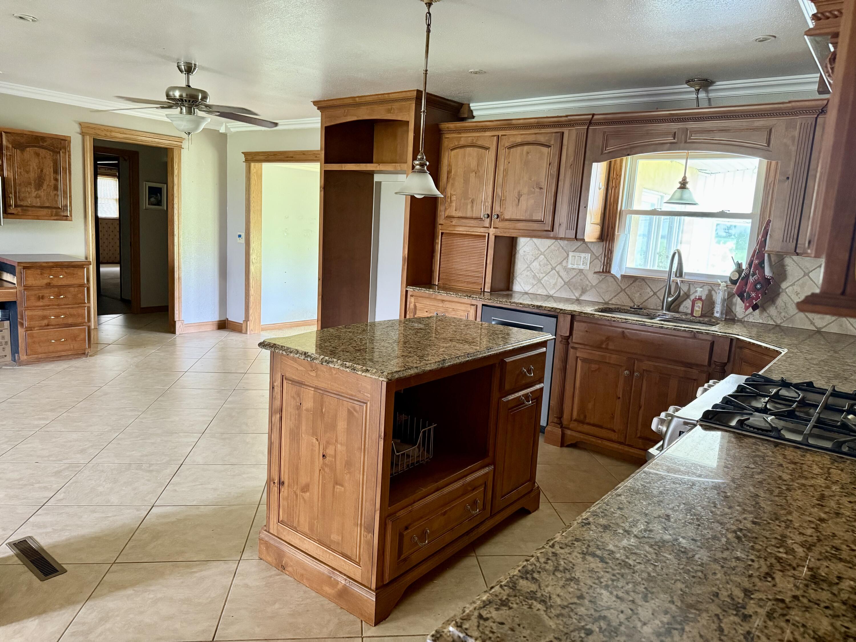 29288 Norway Road Property Photo 12