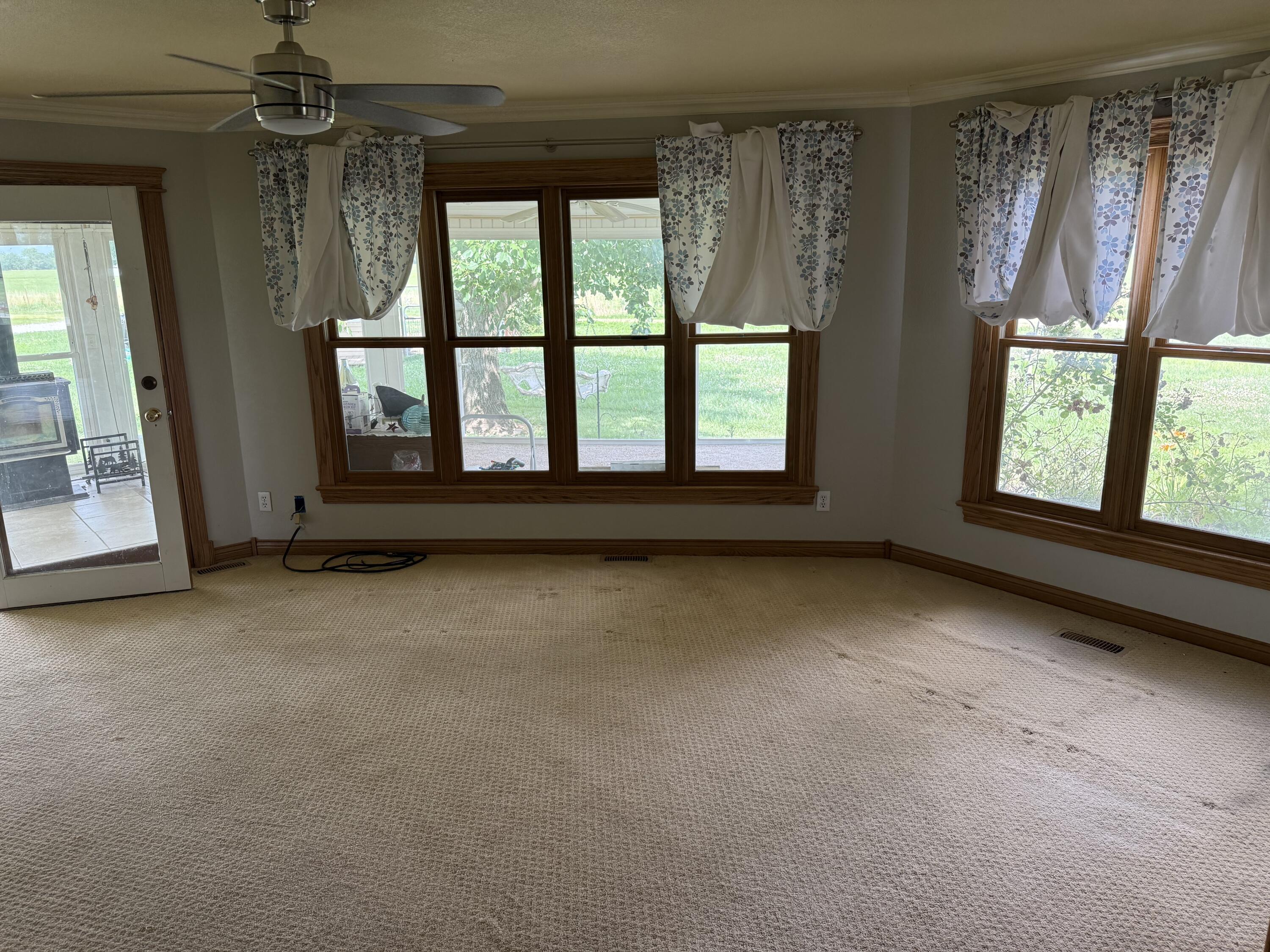 29288 Norway Road Property Photo 18