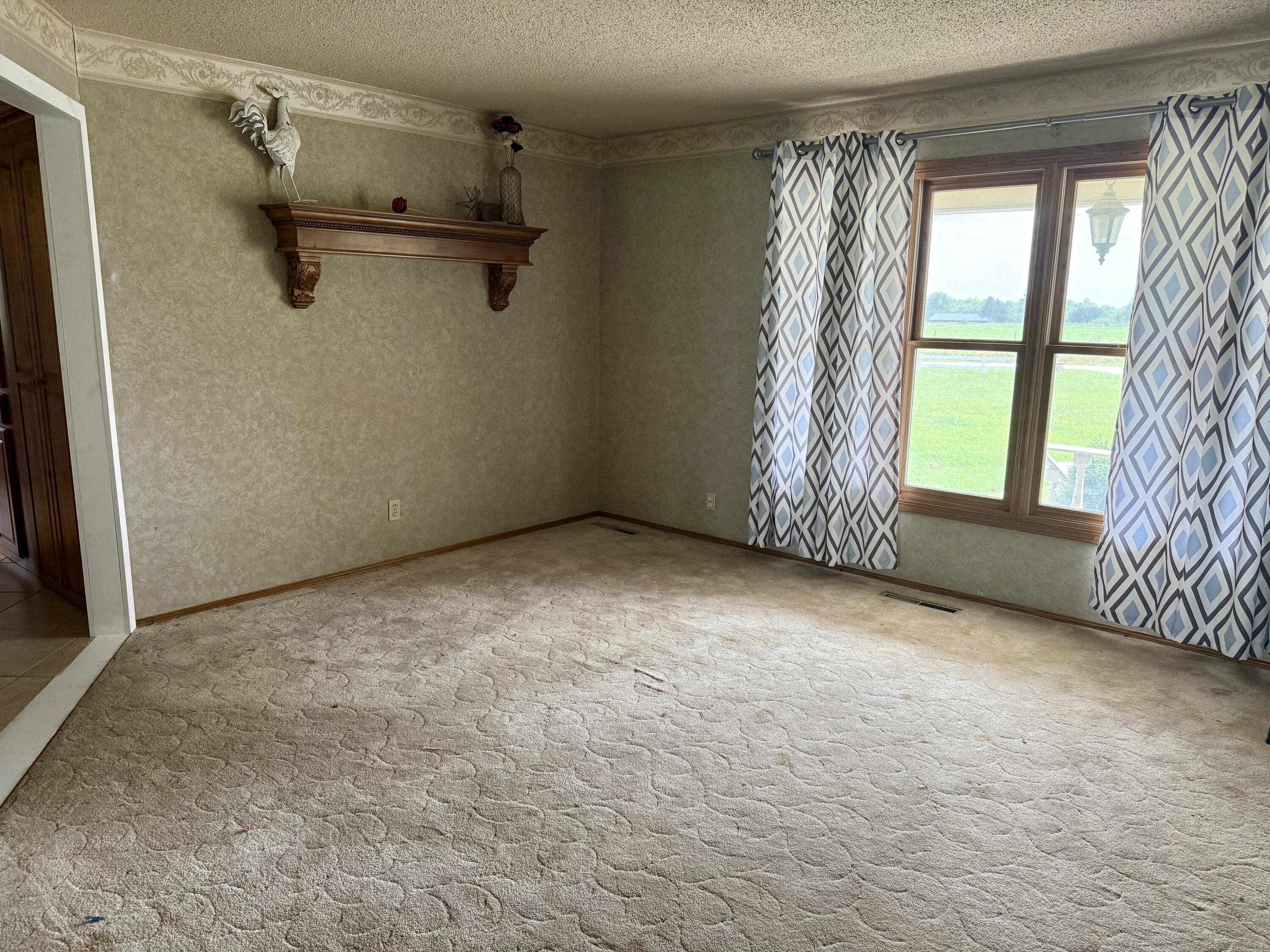 29288 Norway Road Property Photo 19