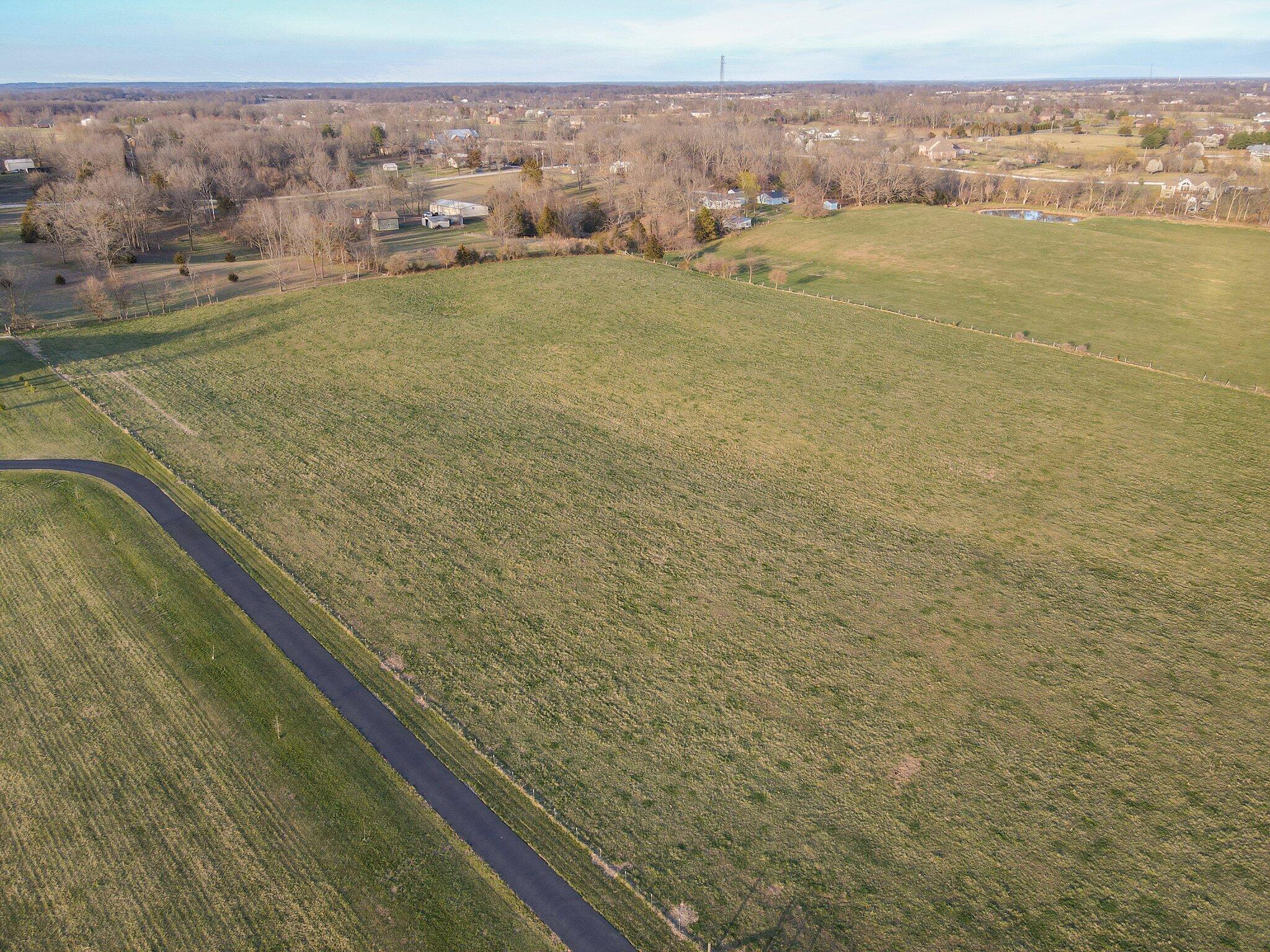 231 Cedar Stone Property Photo 14