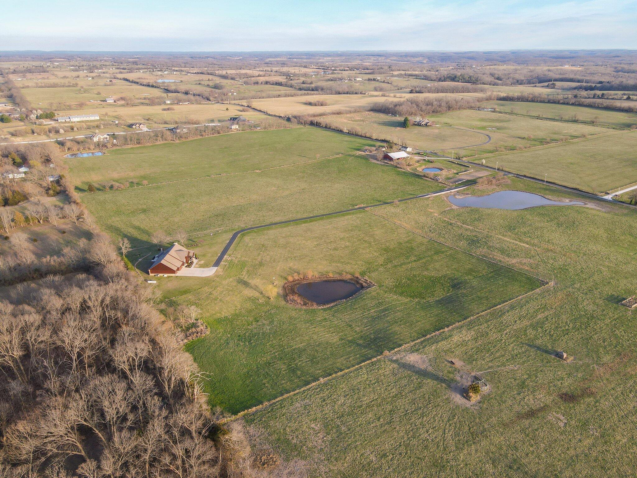 231 Cedar Stone Property Photo 19