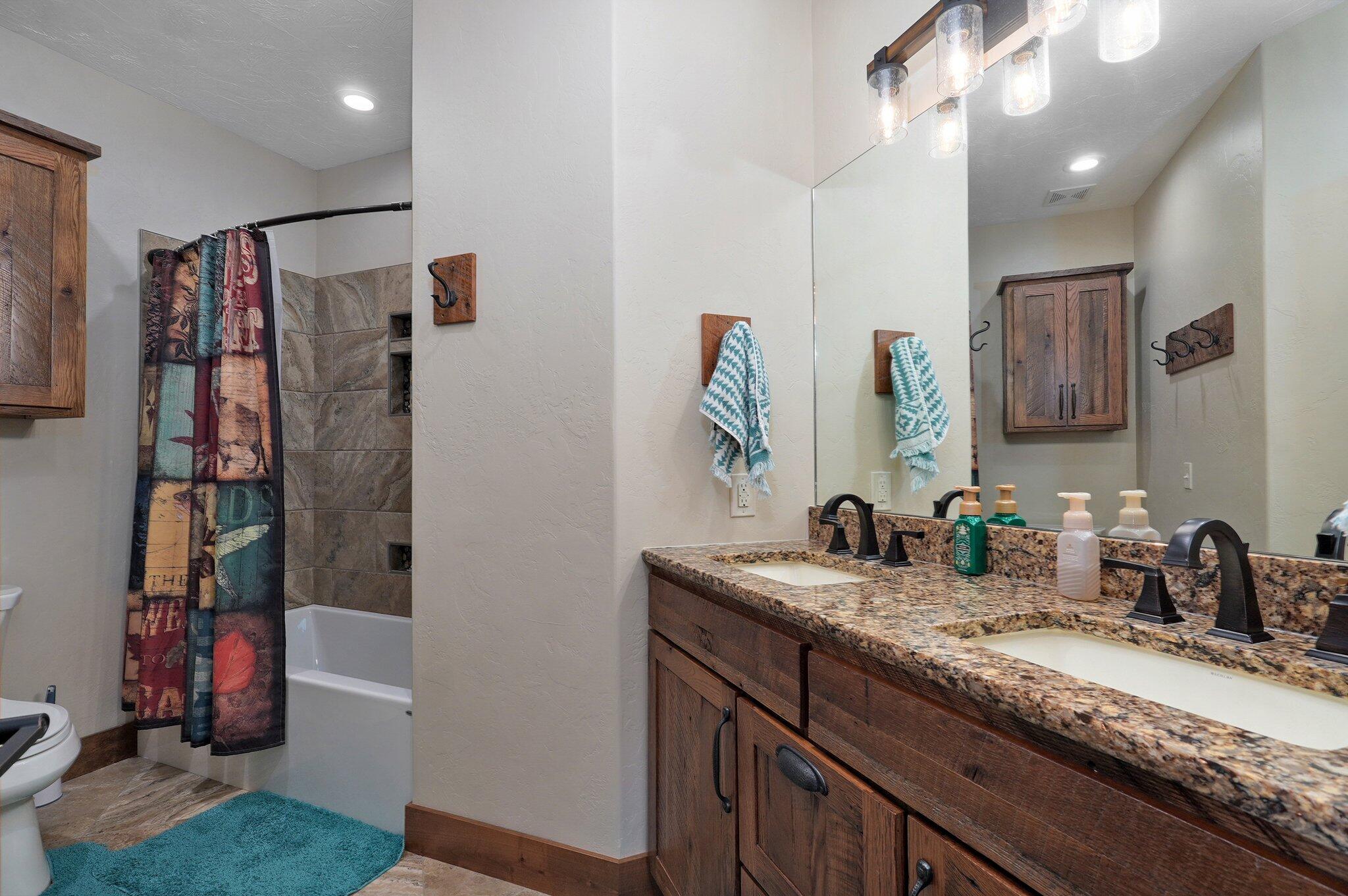 231 Cedar Stone Property Photo 43