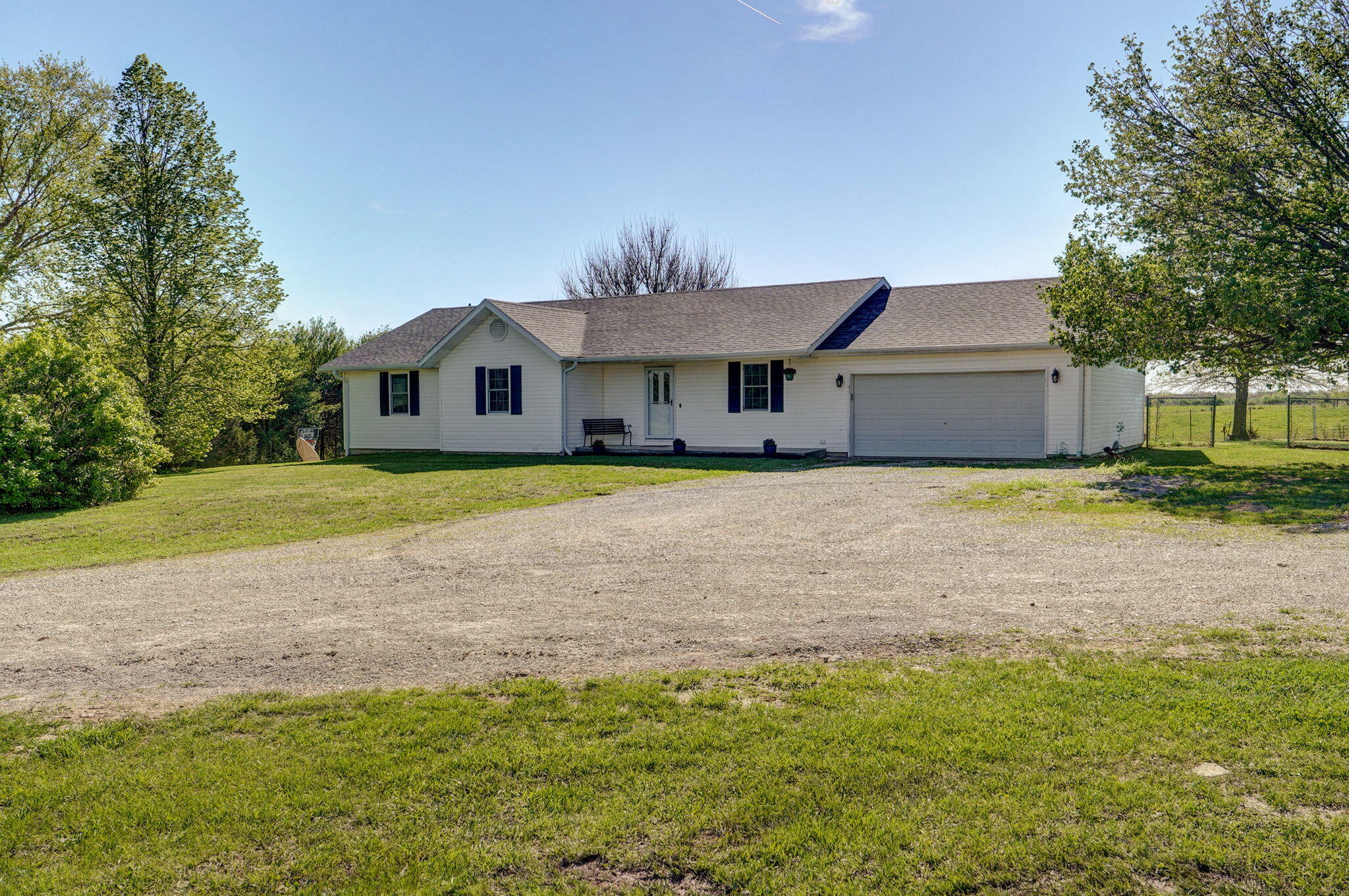 8240 State Highway A Property Photo 3