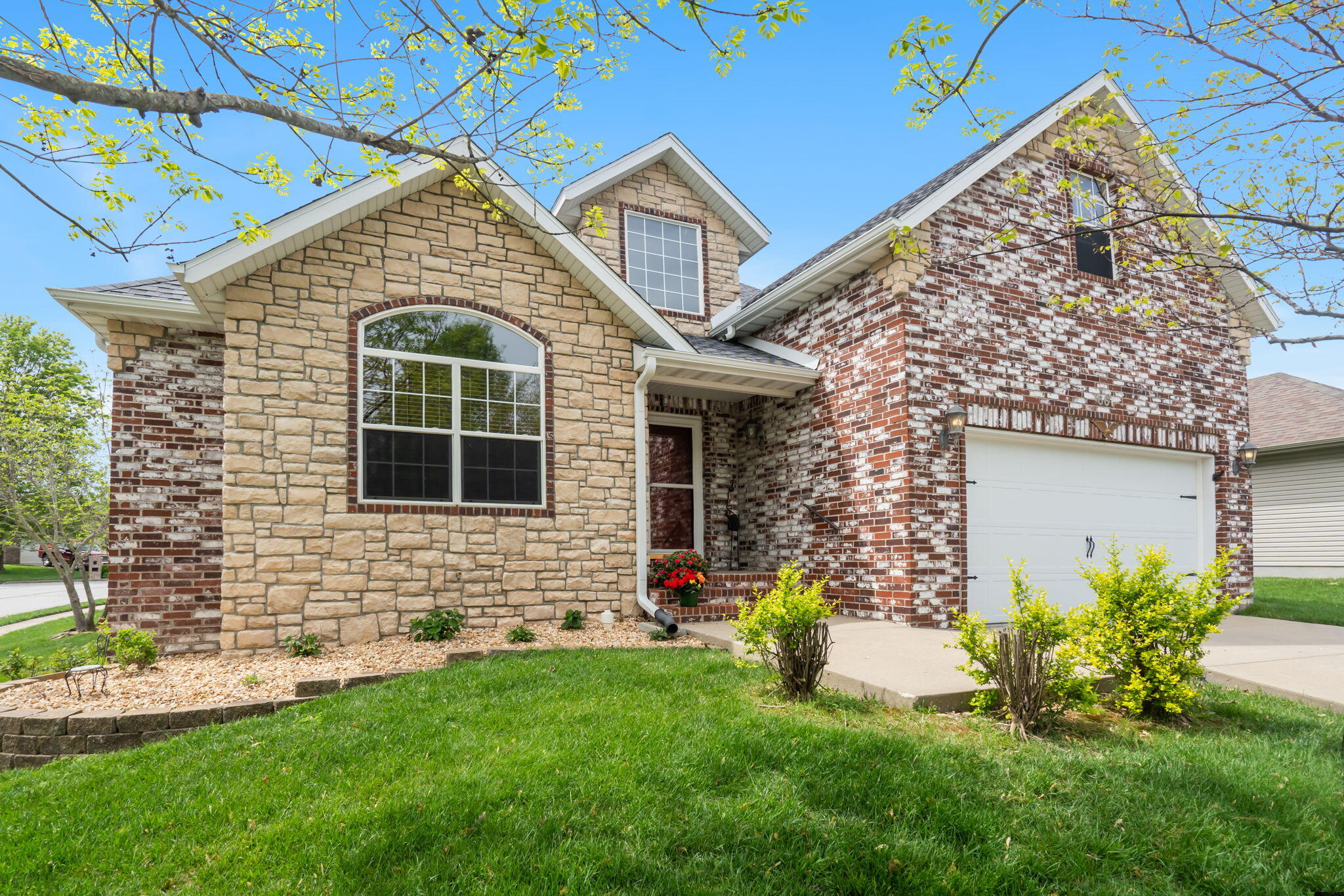 661 Greer Avenue Property Photo