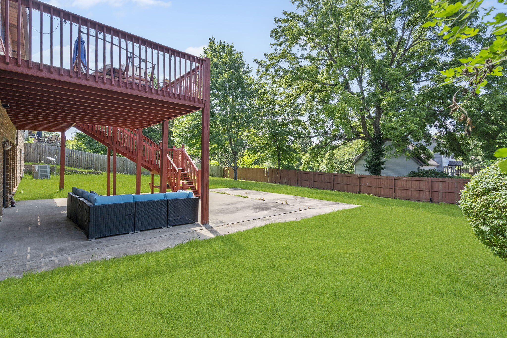930 West Sherwood Drive Property Photo 46