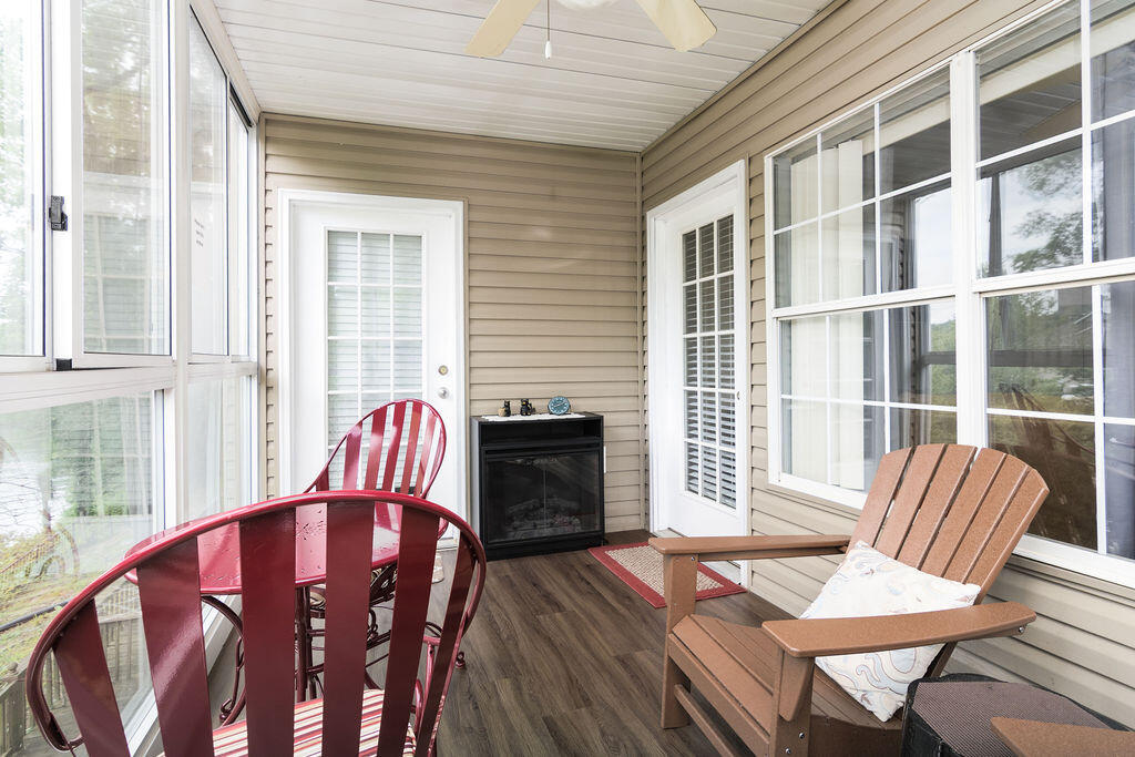 720 Fall Creek Drive Property Photo 15
