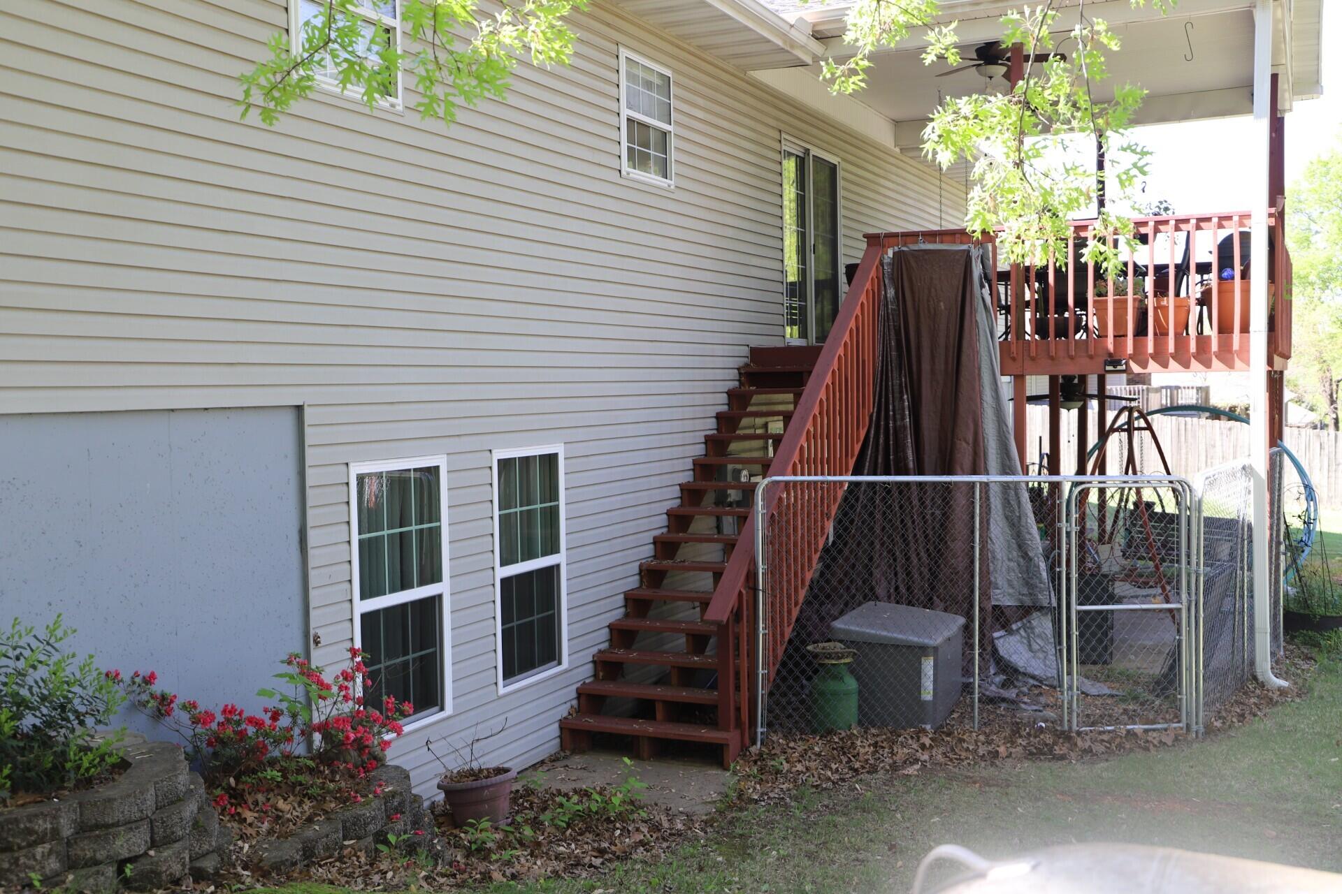 2211 William H Property Photo 9