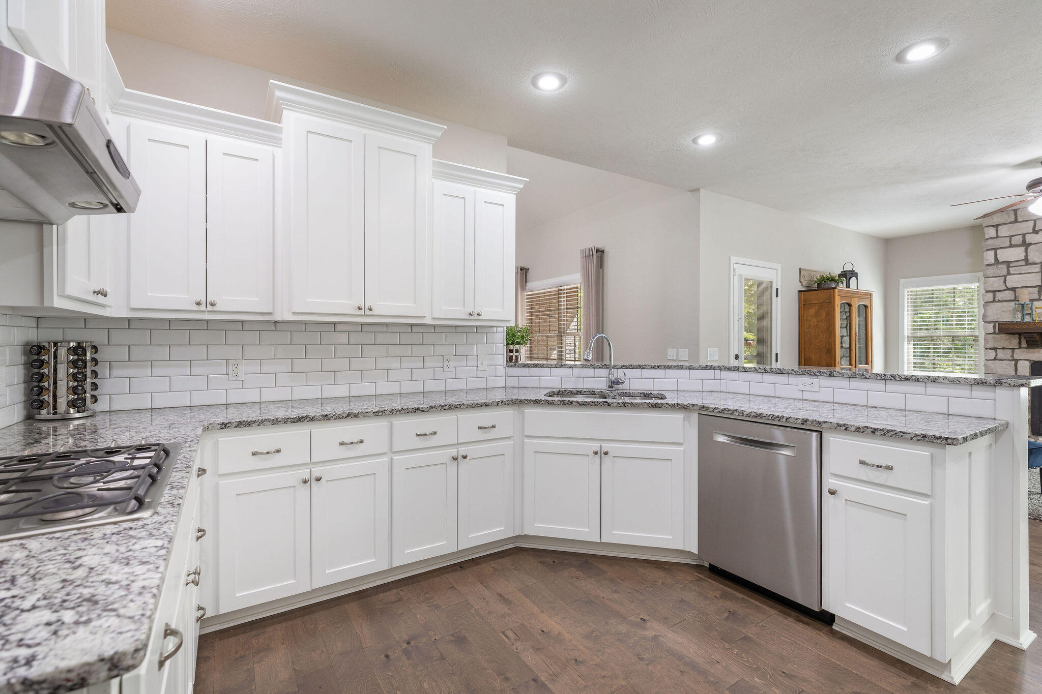 2360 Emory Creek Boulevard Property Photo 24