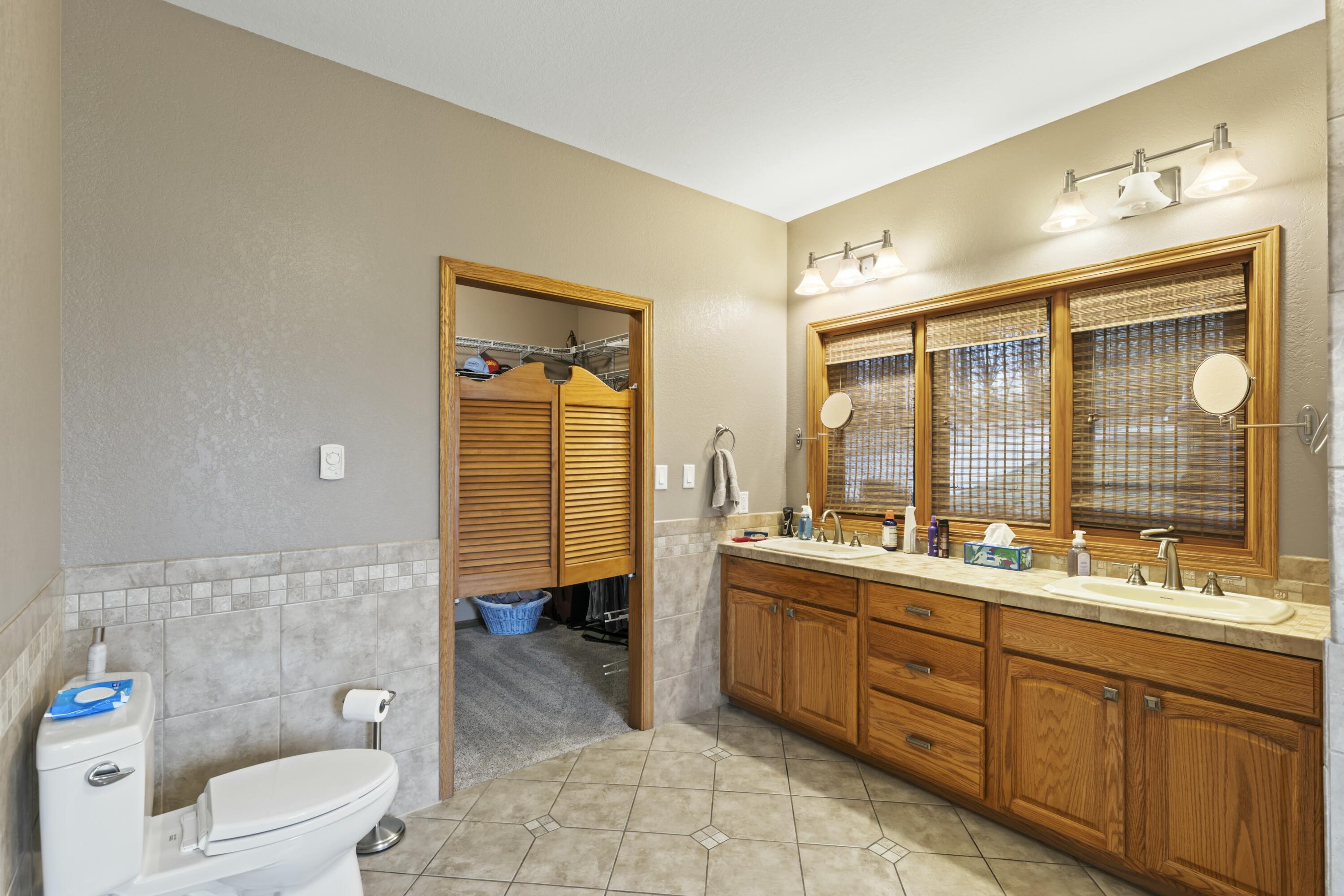 430 County Road 609 Property Photo 28