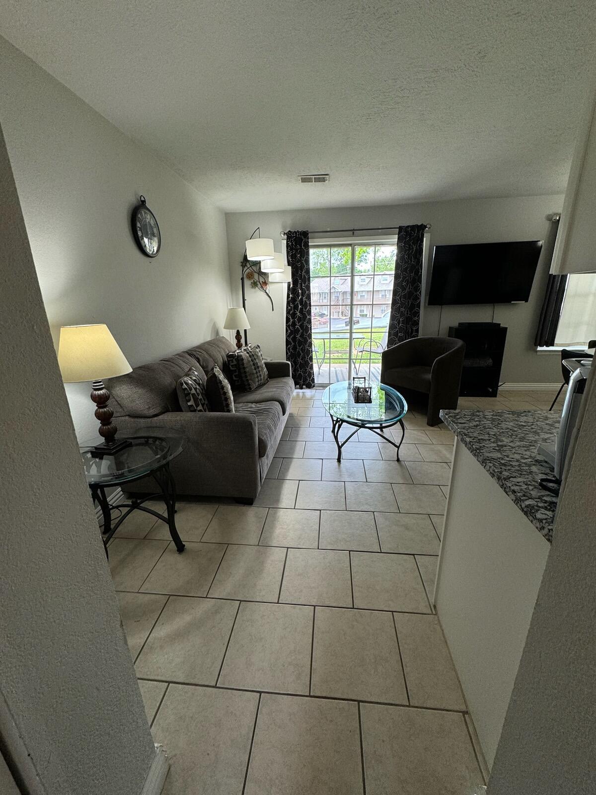 27 Fall Creek Drive - Unit 3 Property Photo 6