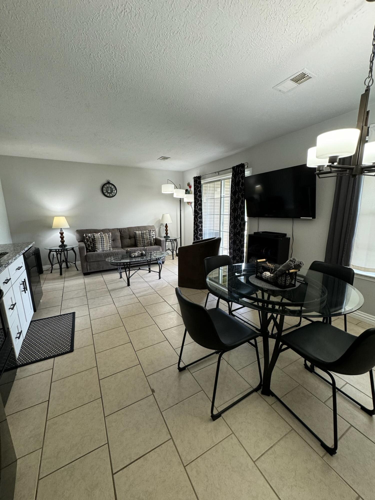 27 Fall Creek Drive - Unit 3 Property Photo 8