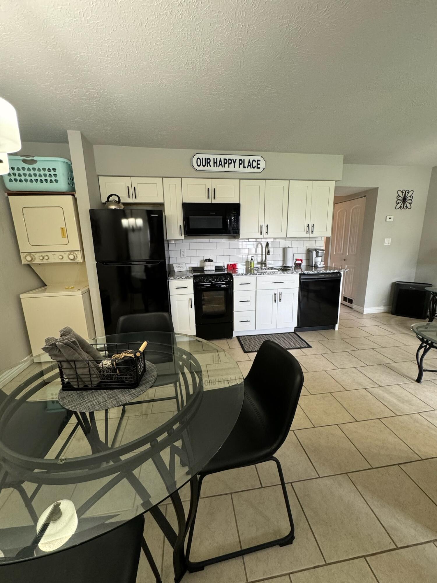 27 Fall Creek Drive - Unit 3 Property Photo 12