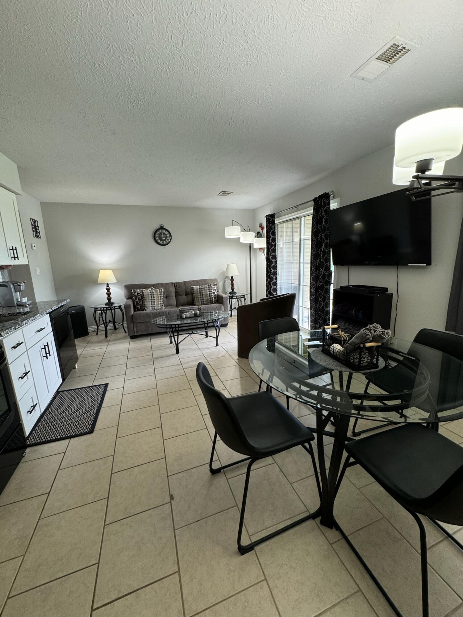 27 Fall Creek Drive - Unit 3 Property Photo 13