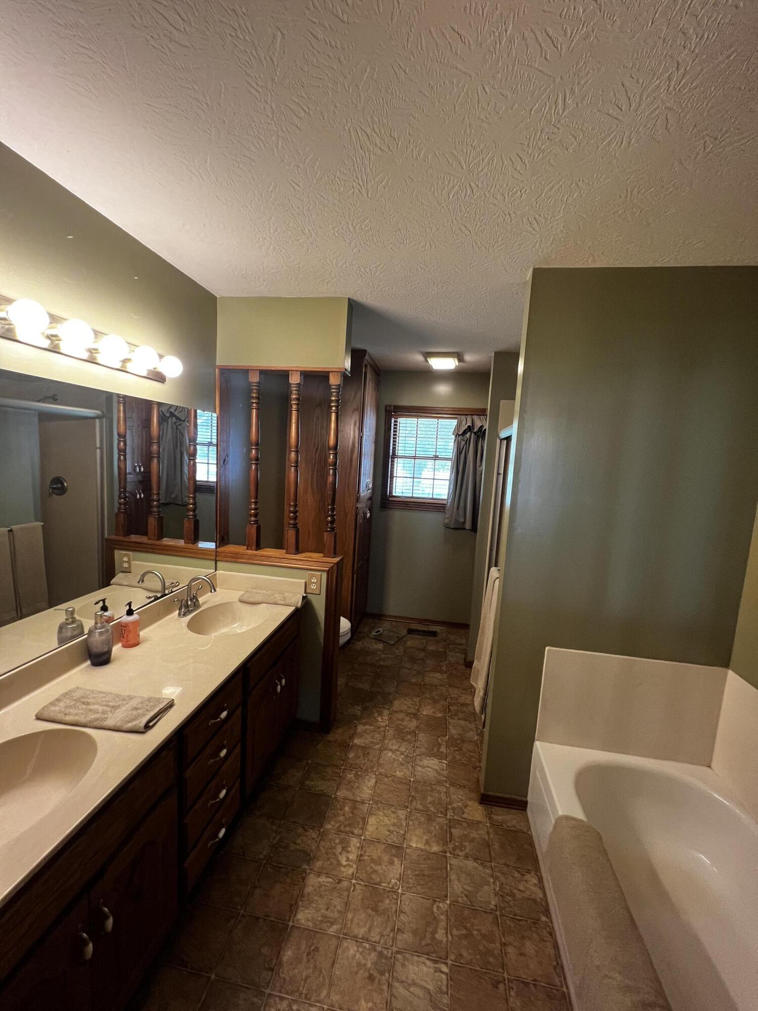 Property Photo 84