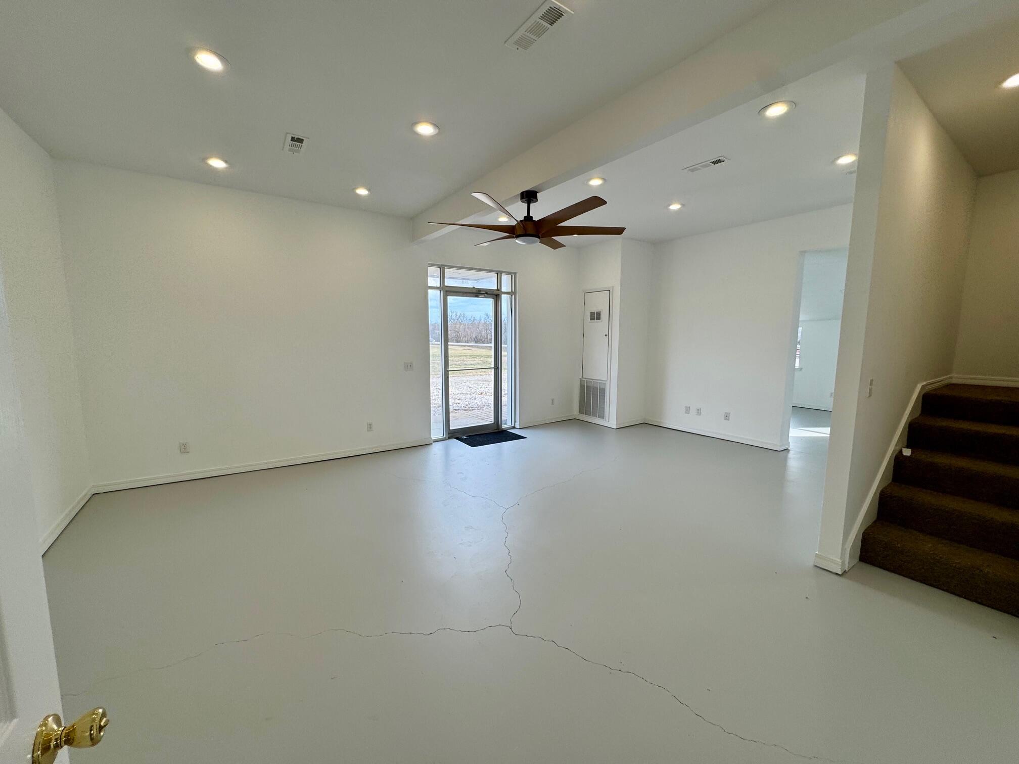 2288 Us-60 Property Photo 4