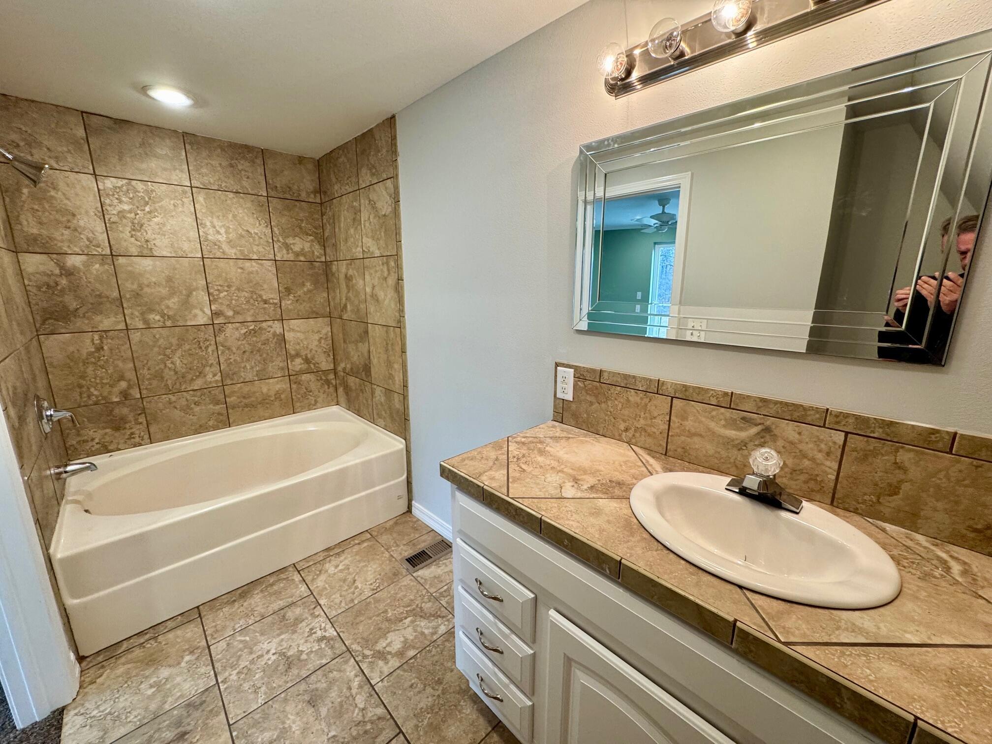 2288 Us-60 Property Photo 14