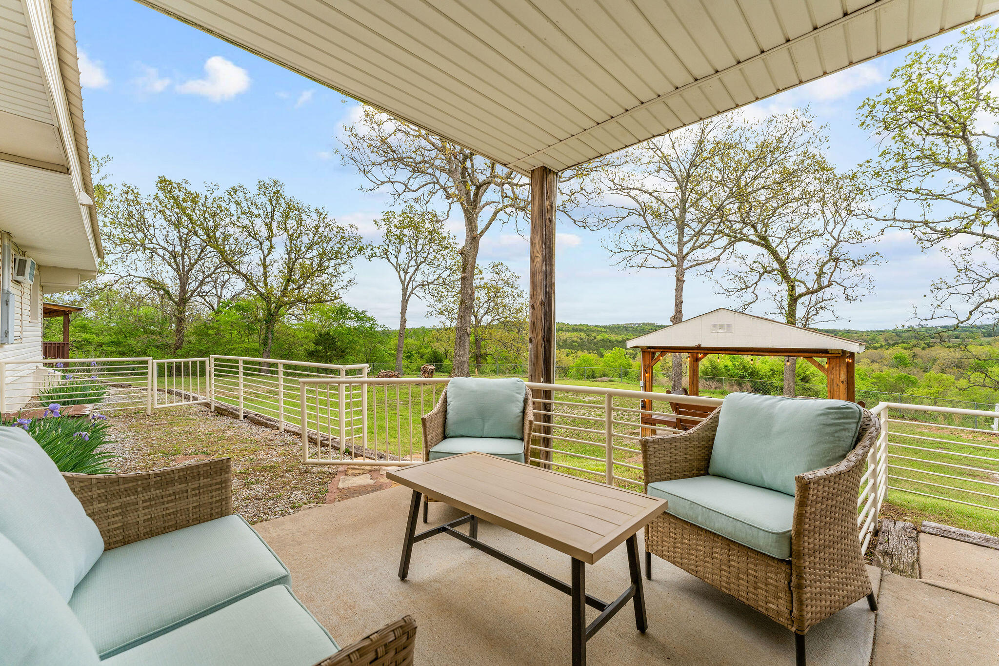 22244 North Highway 281 Property Photo 16
