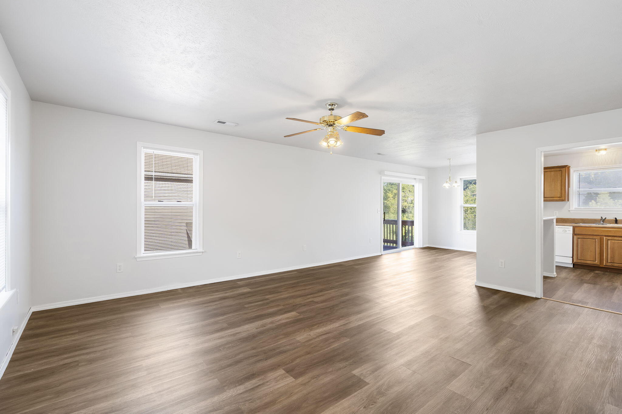 1207 Westwood Drive Property Photo 7