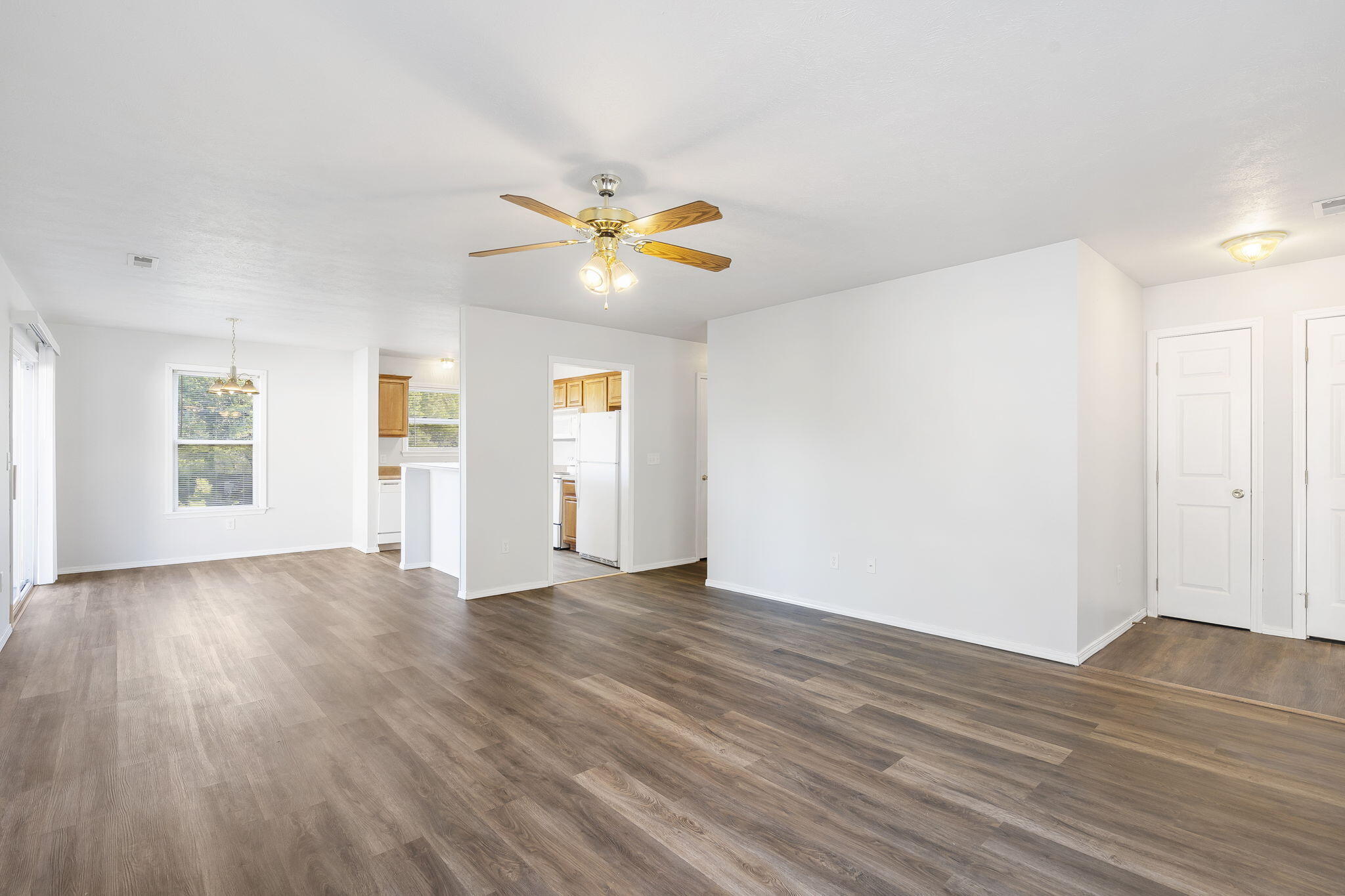 1207 Westwood Drive Property Photo 8