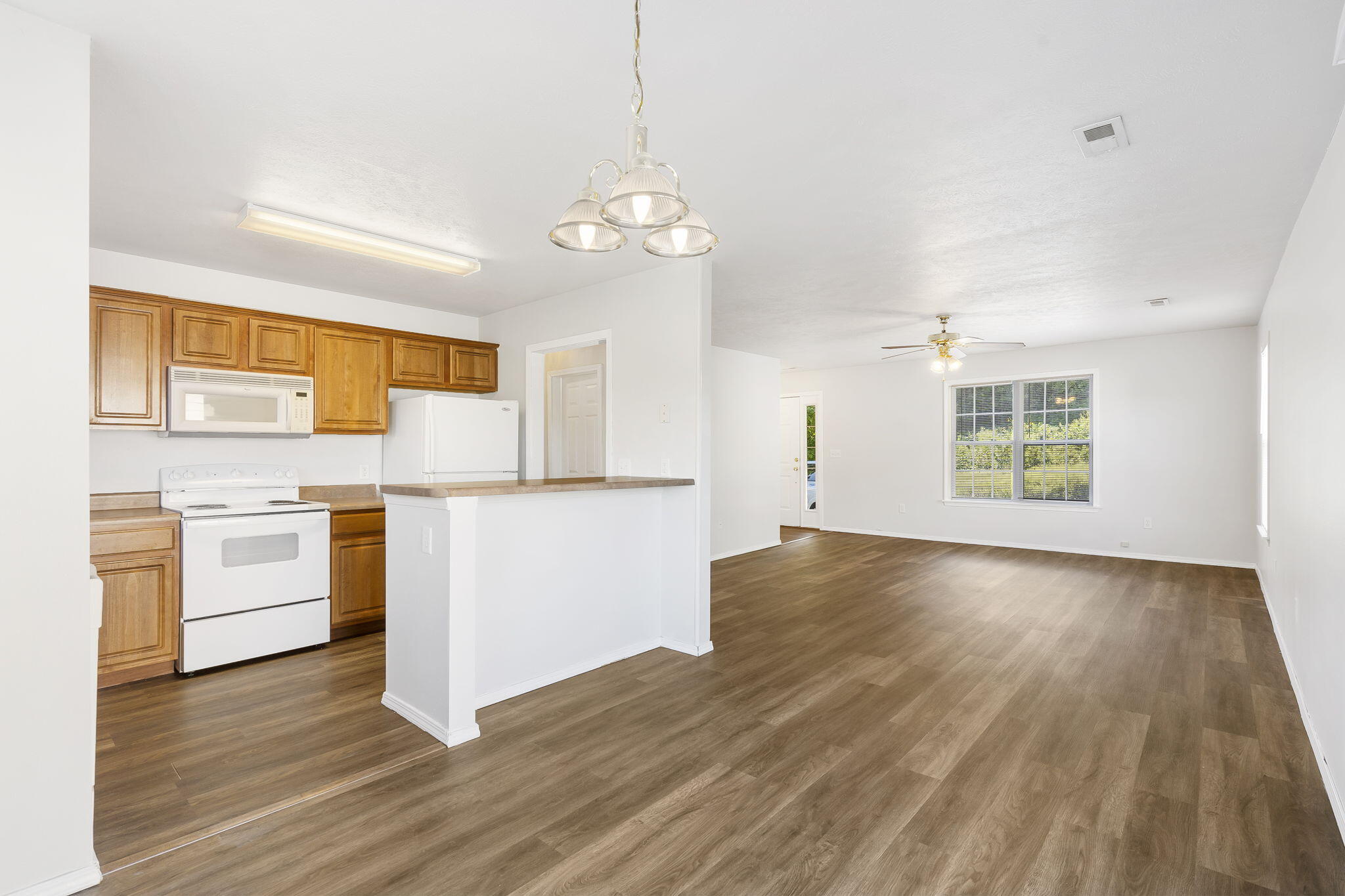 1207 Westwood Drive Property Photo 12