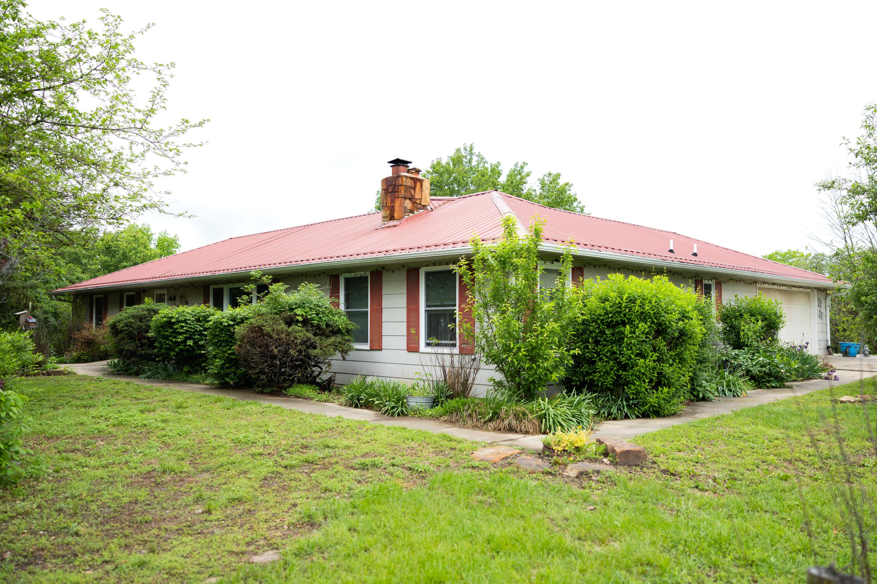 1156 Northeast 50th Road Property Photo 3