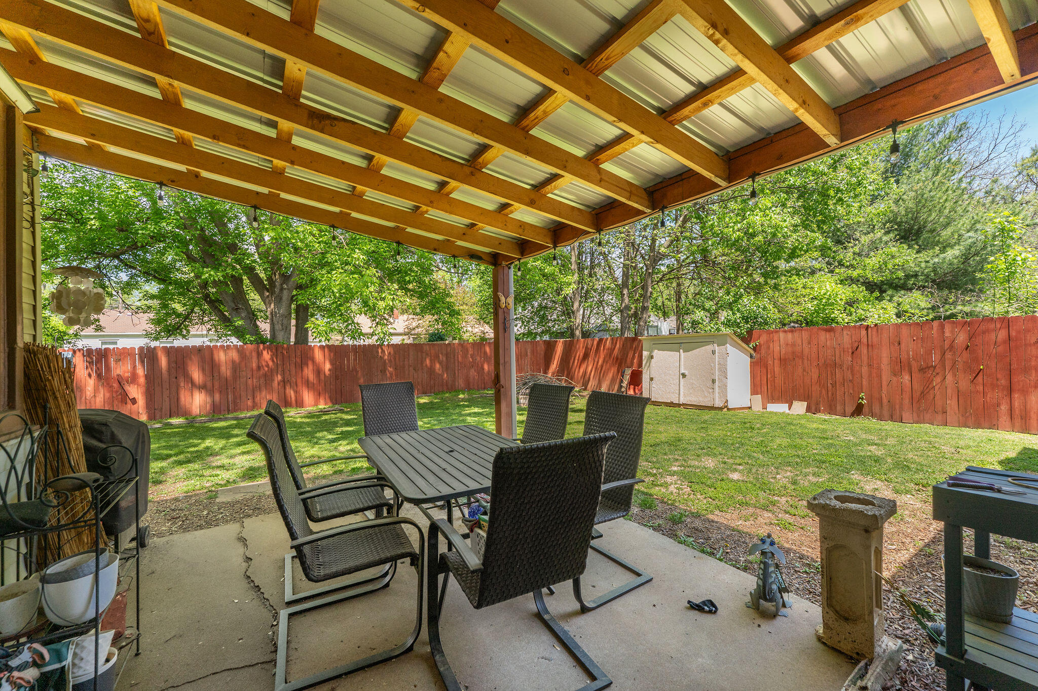 203 West Lindberg Street Property Photo 26