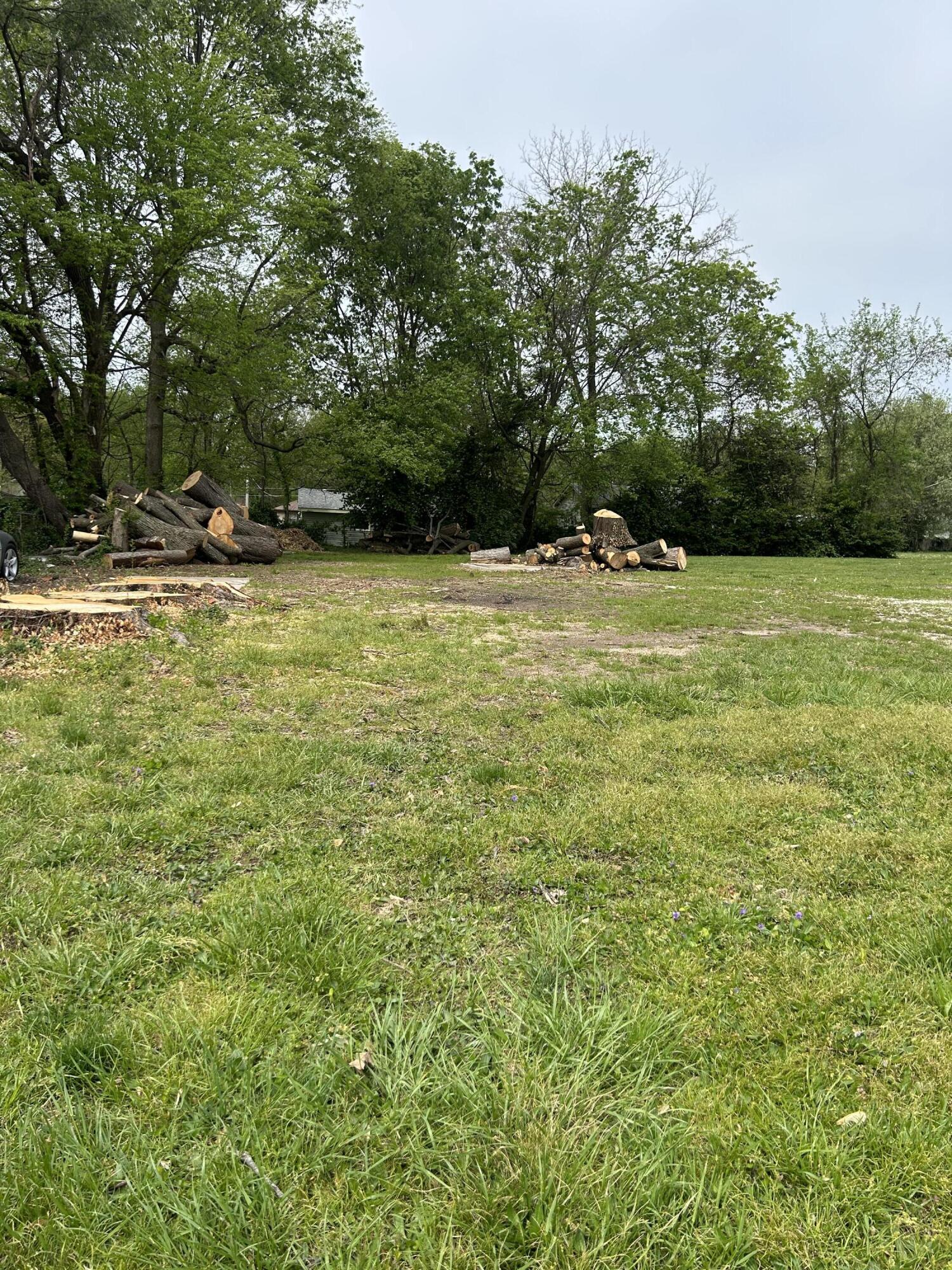 000 North Warren Property Photo