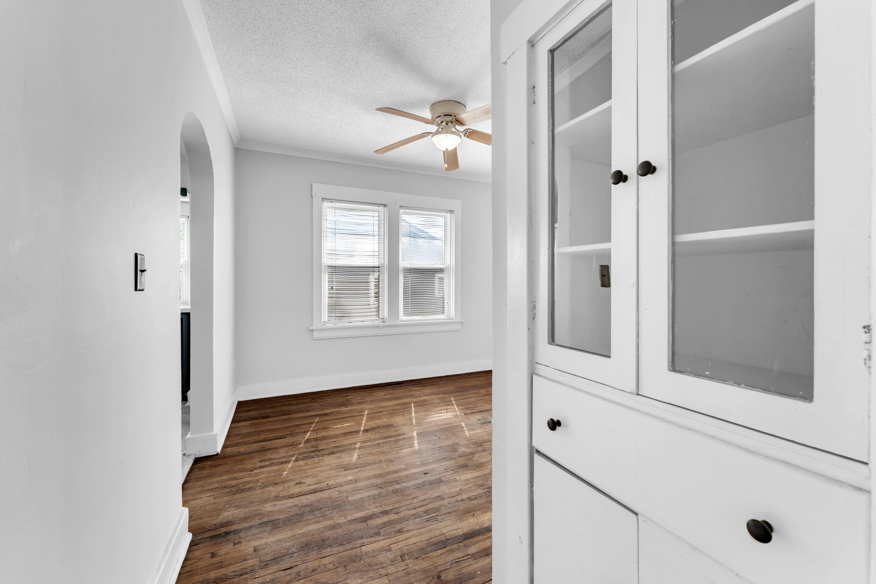1815 East Monroe Street Property Photo 8