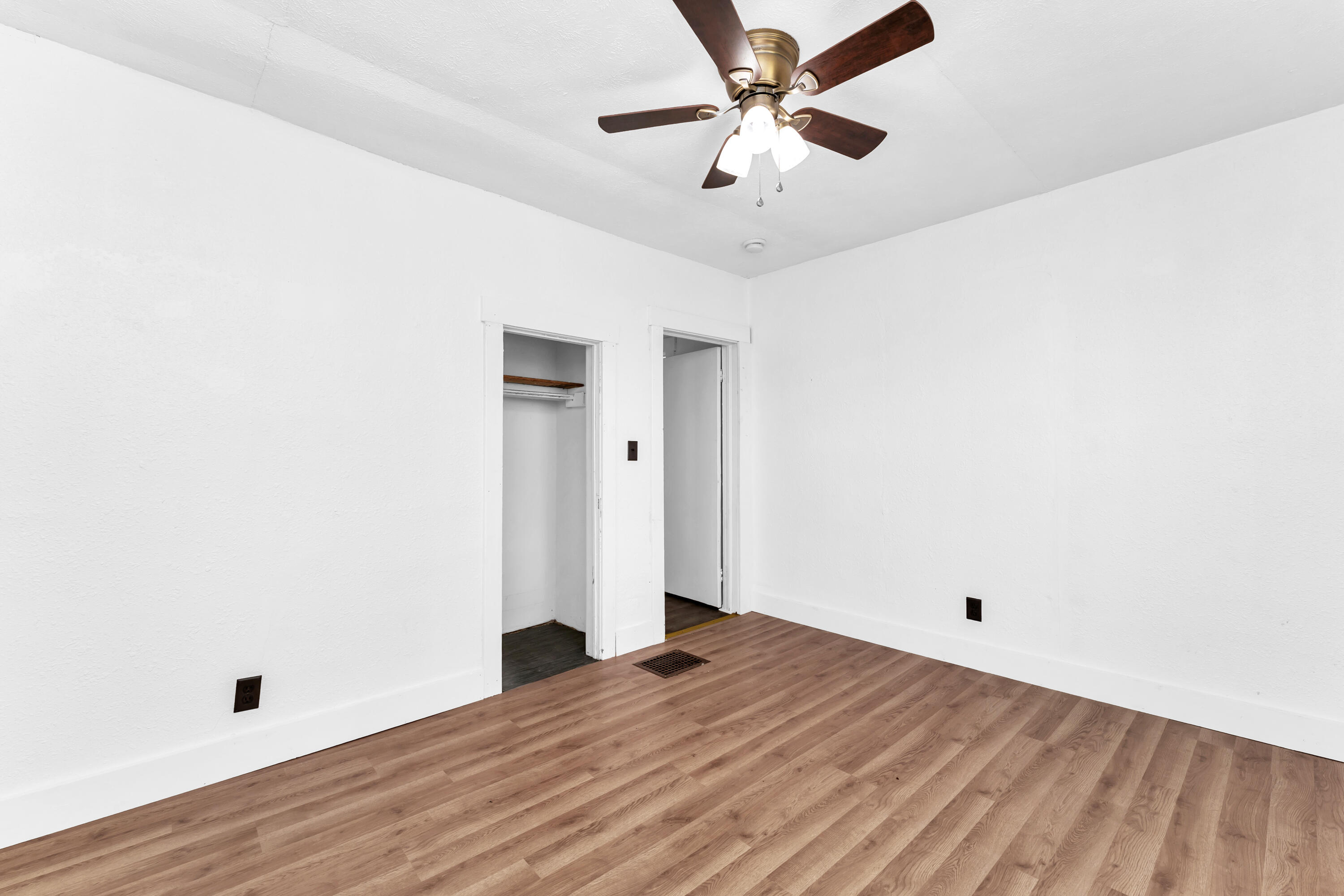 1815 East Monroe Street Property Photo 17