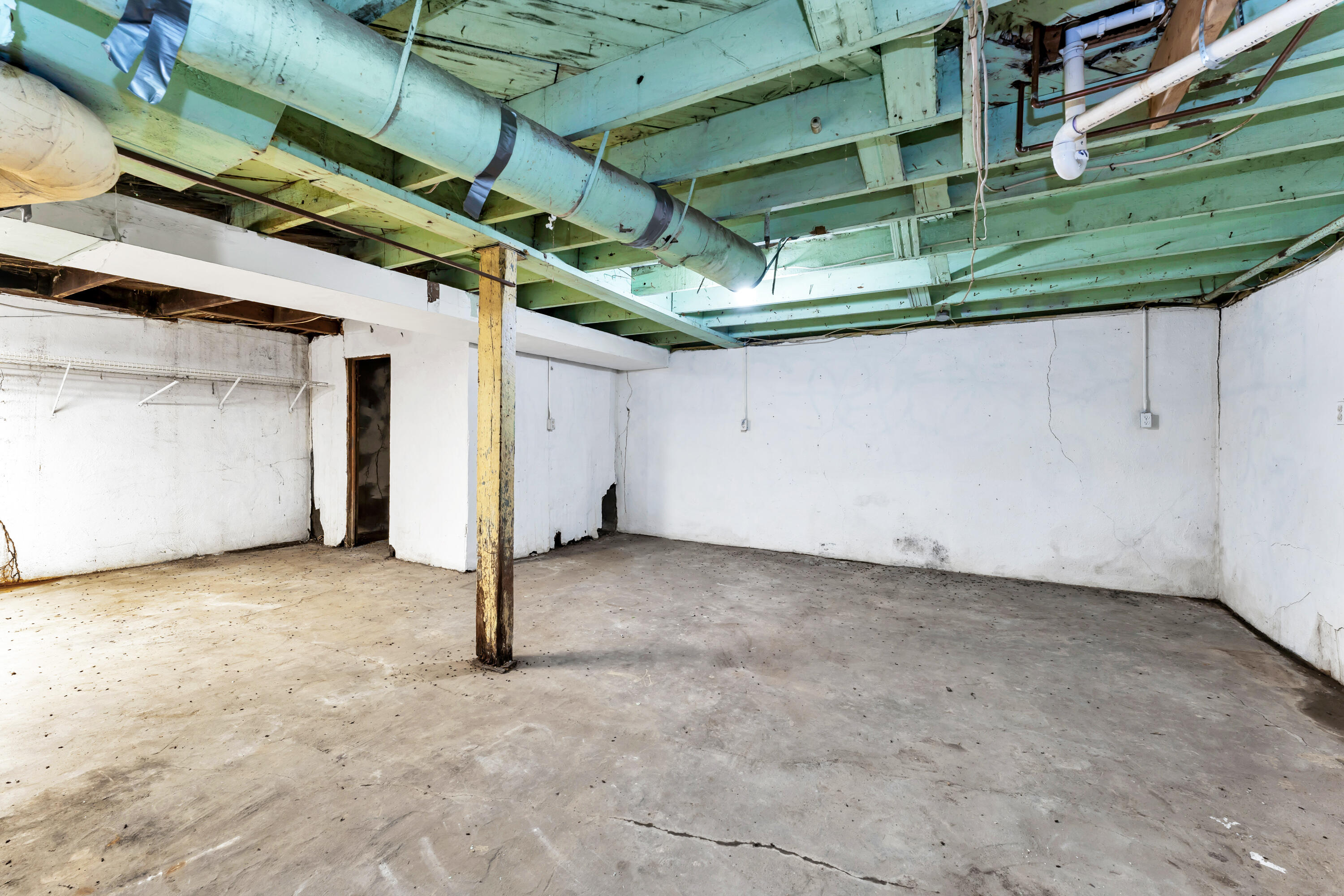 1815 East Monroe Street Property Photo 25
