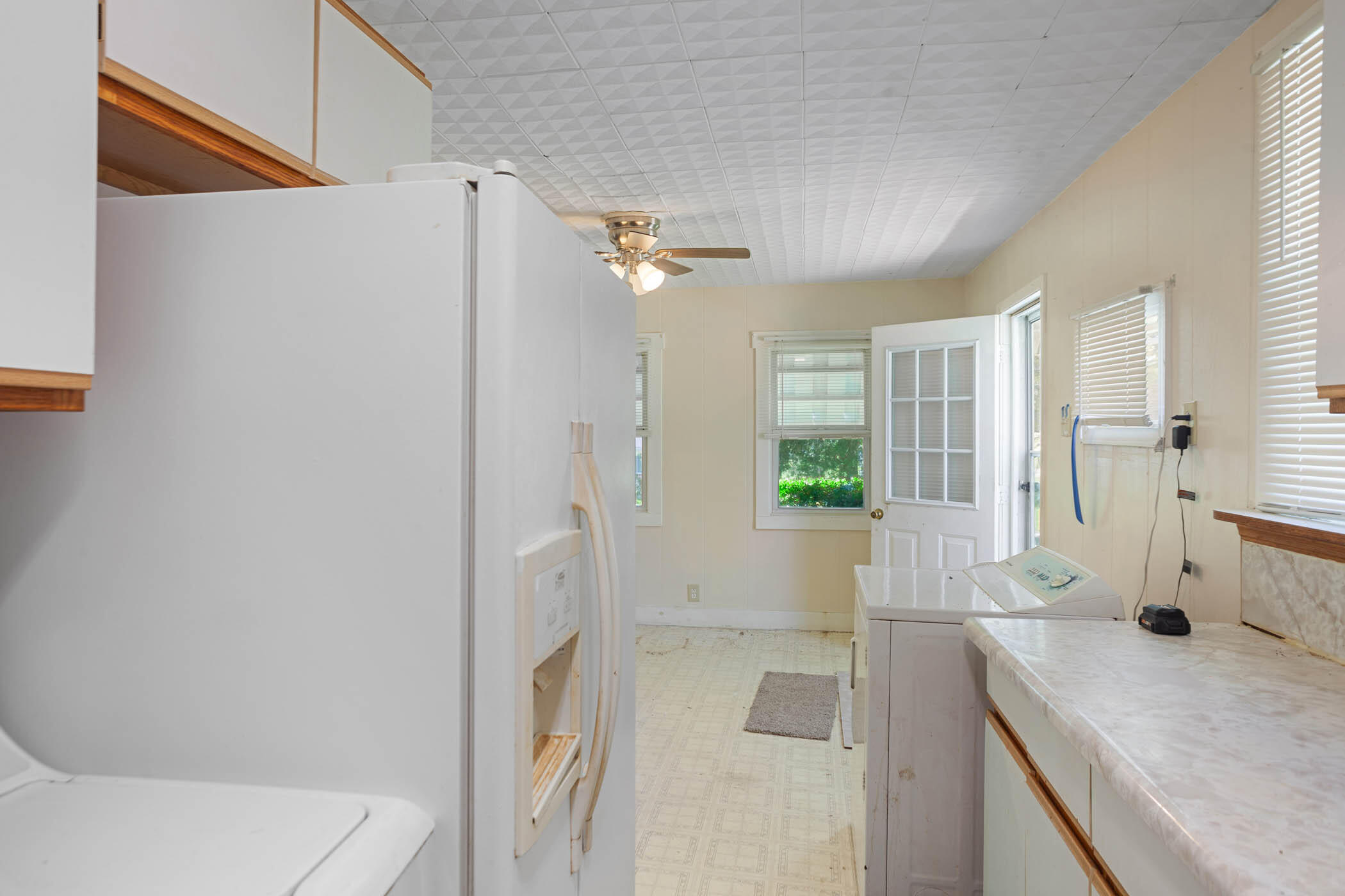 295 Glendale Street Property Photo 7
