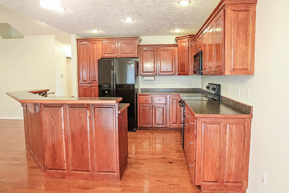 611 South Monterrey Avenue Property Photo 7