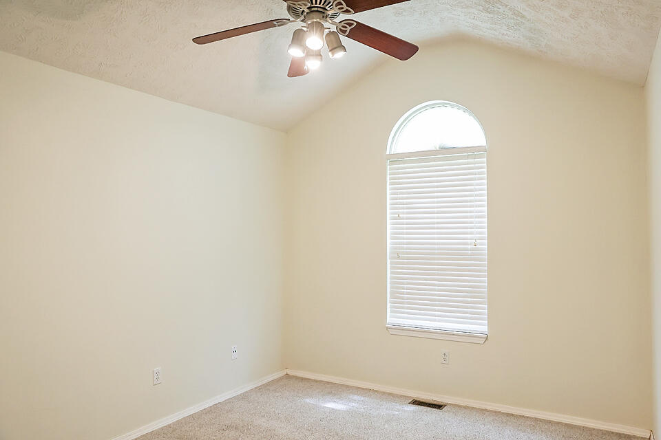 611 South Monterrey Avenue Property Photo 13