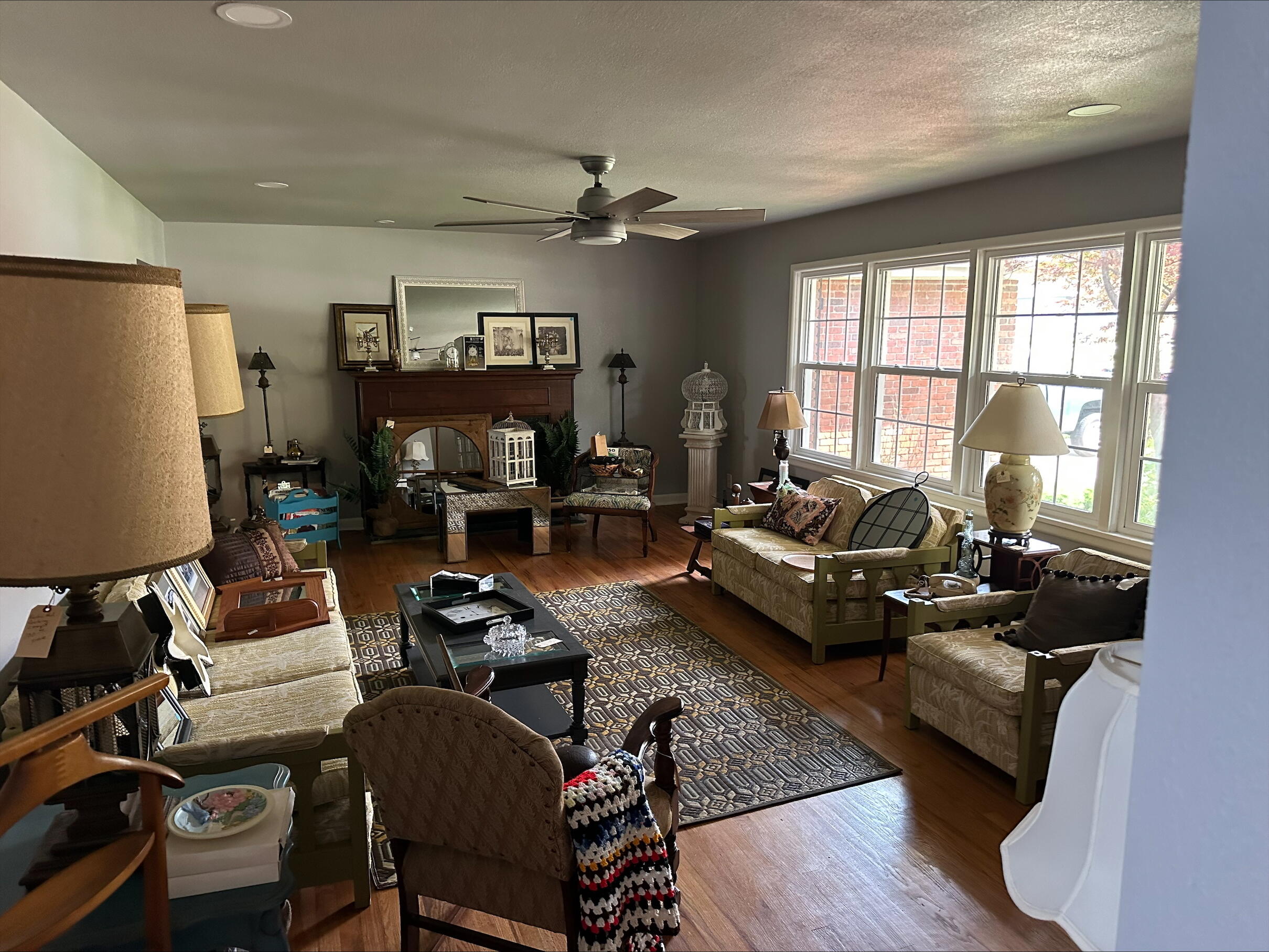 1825 South Prairie Lane Property Photo 3