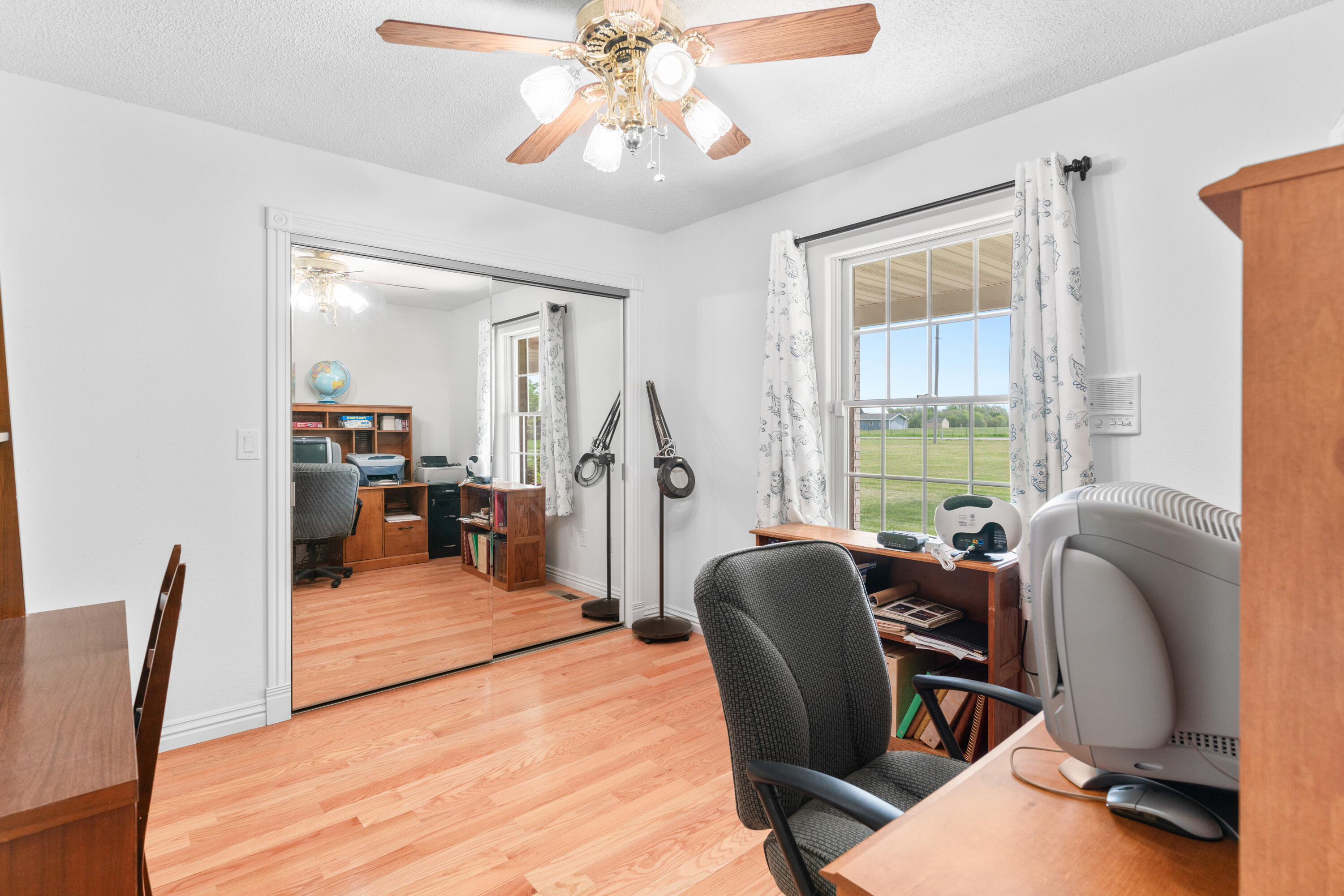 18831 Lawrence 1247 Property Photo 12