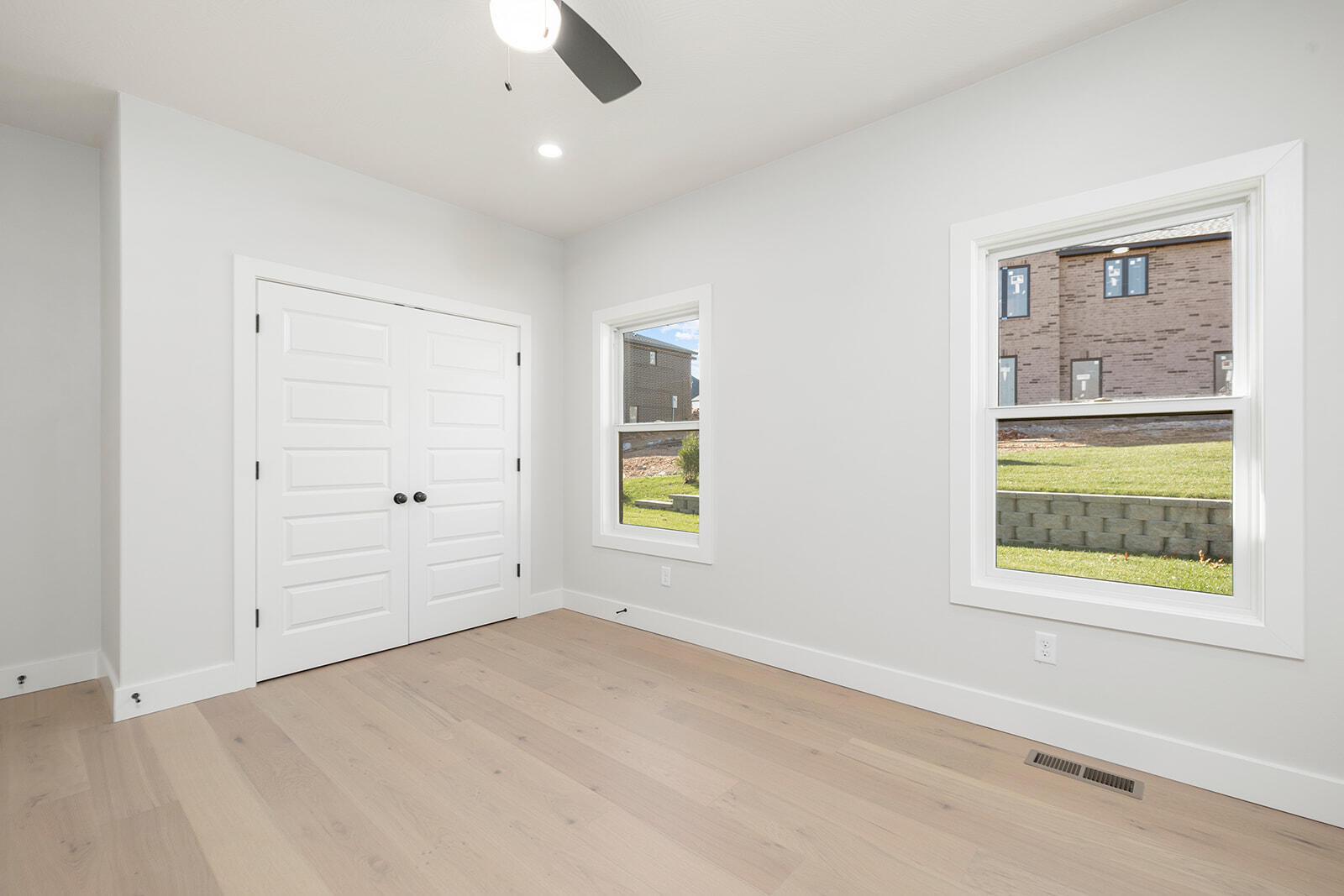 5913 South Clay Avenue Property Photo 19