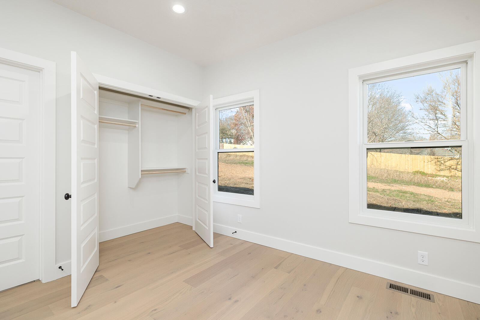 5913 South Clay Avenue Property Photo 20