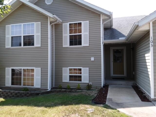 103 Penzance Street Property Photo 3
