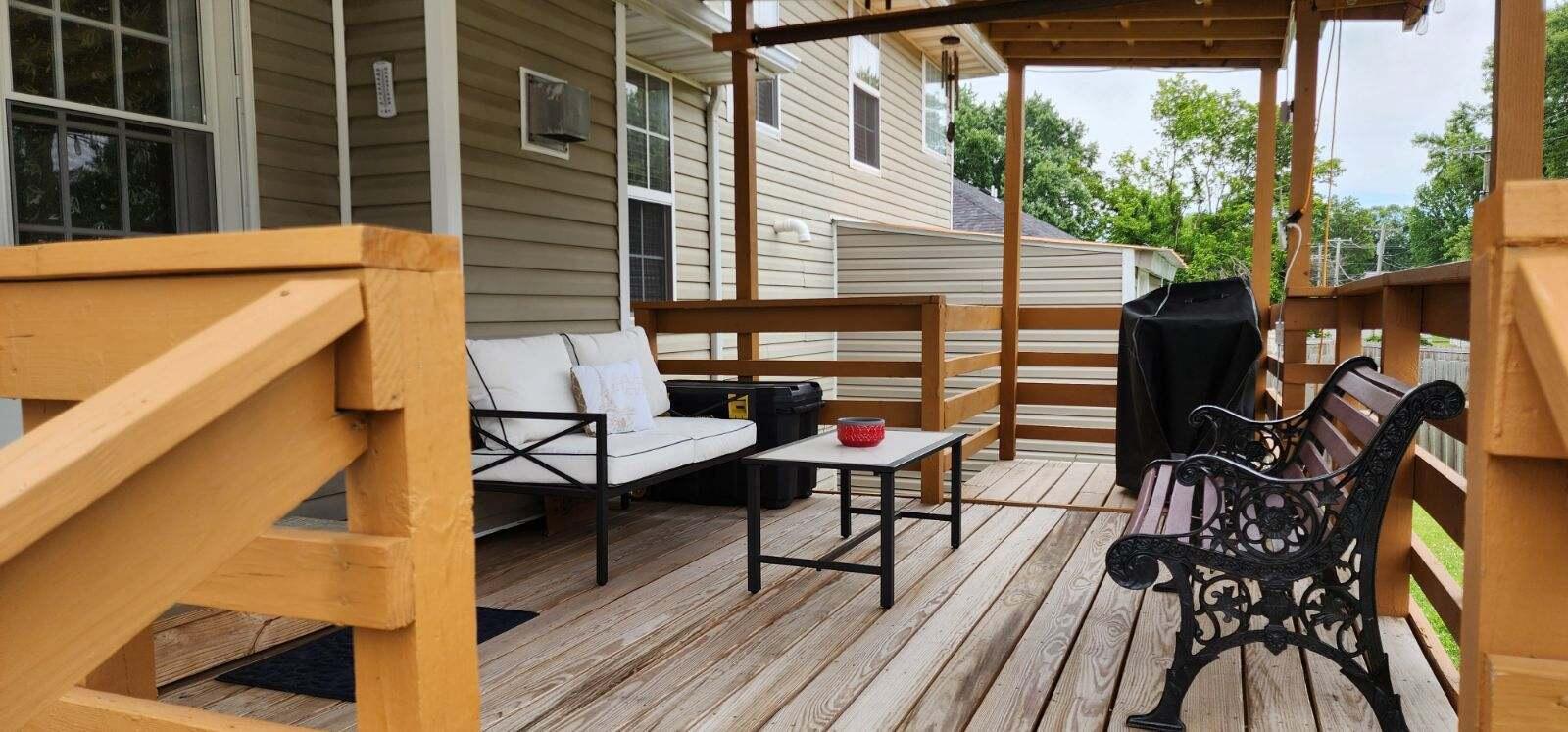 103 Penzance Street Property Photo 7