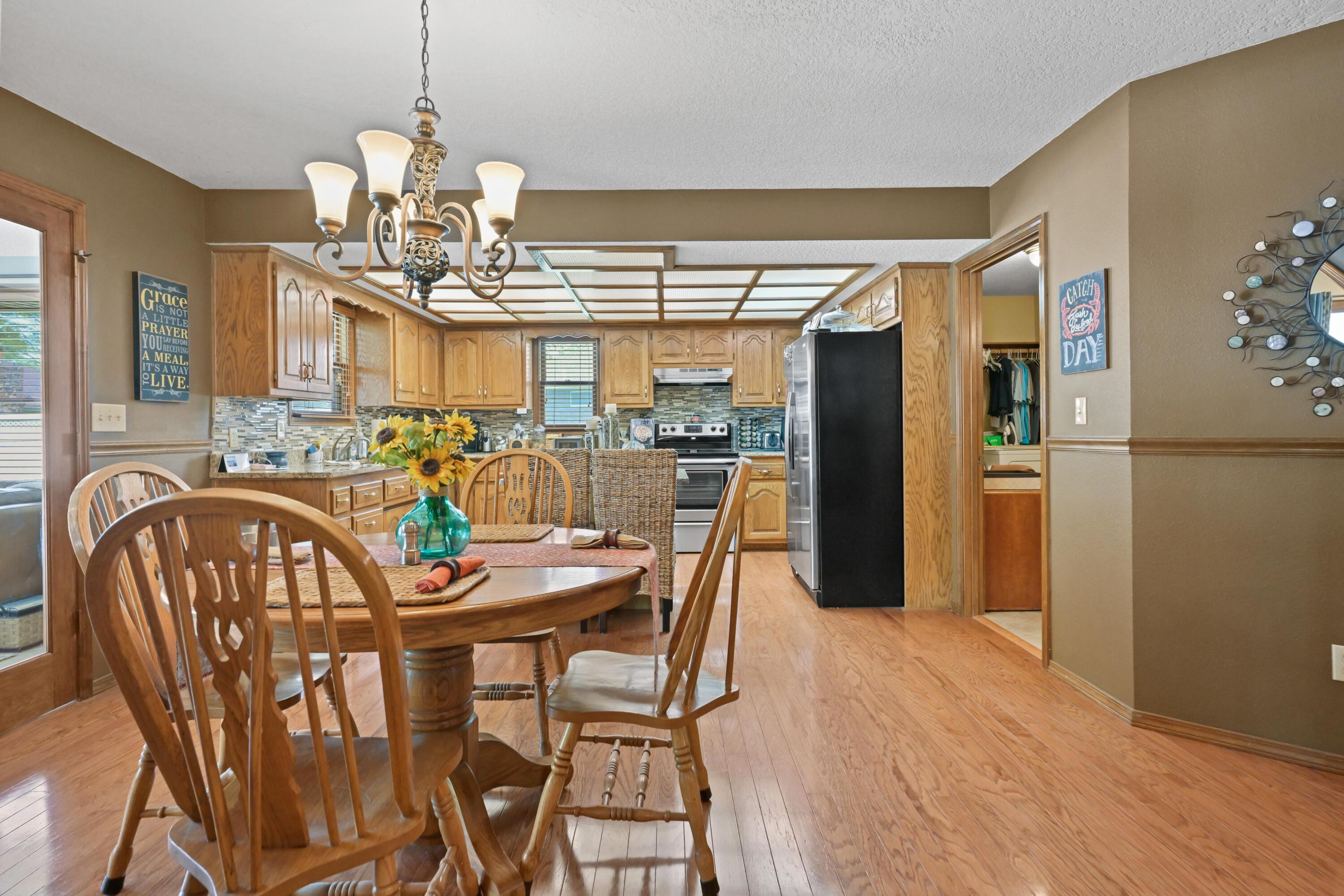 1009 Dewey Short Court Property Photo 17