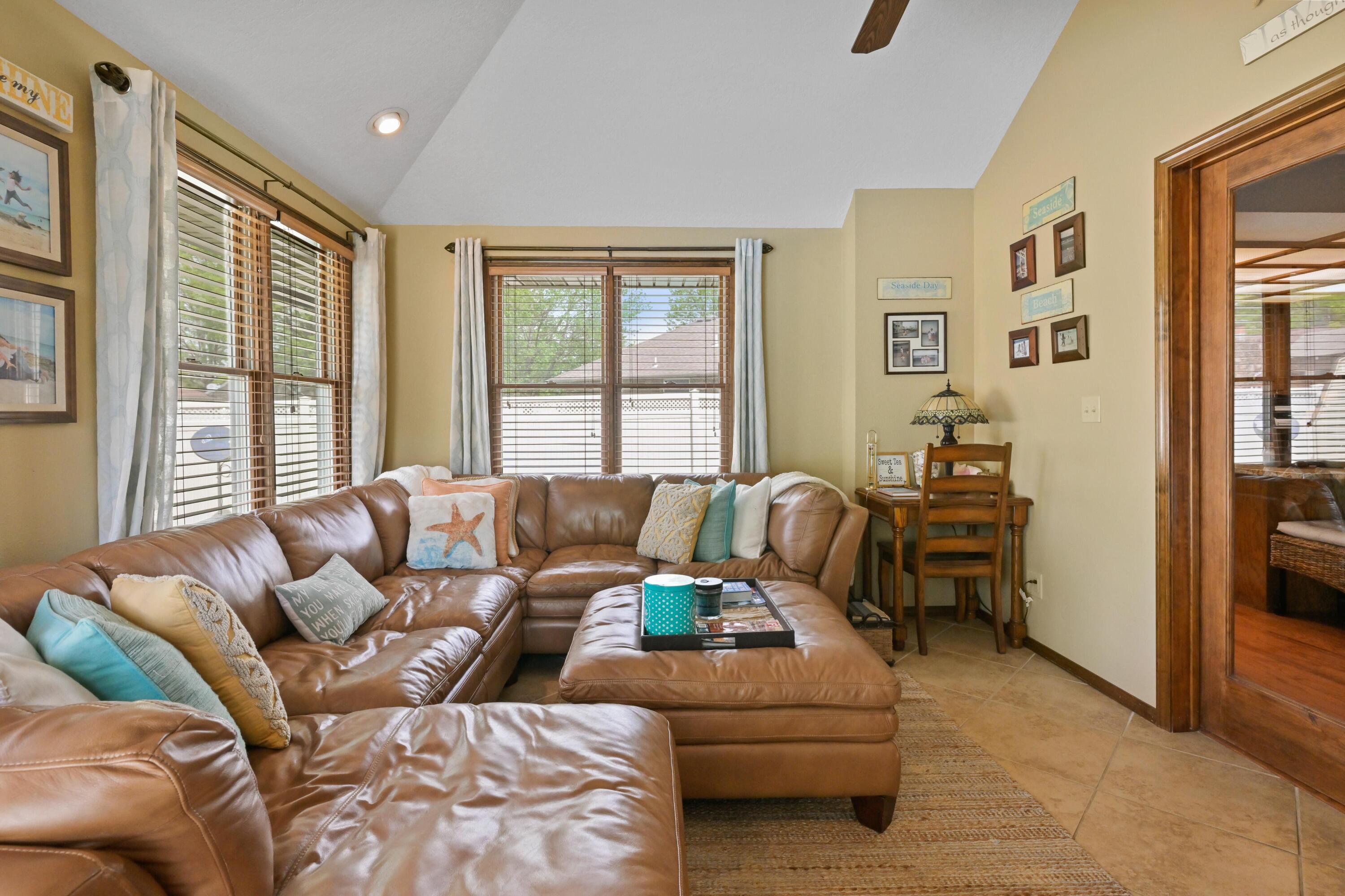1009 Dewey Short Court Property Photo 24